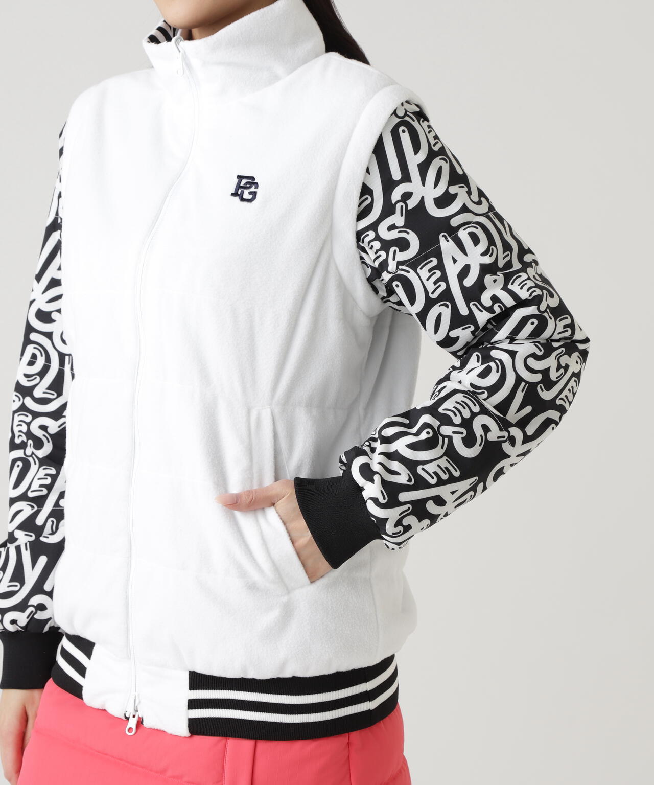 Nyストレッチリップストップ×超KARUISHI中綿リバーシブルスタンドブルゾン <ぷにぷにロゴ柄>