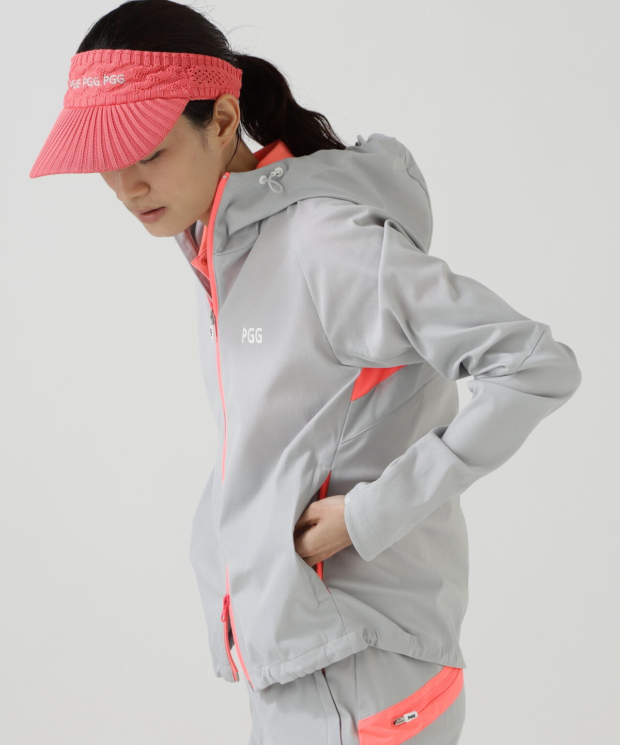 165cm/B:77cm/W:57cm/H:79cm 着用サイズ:1