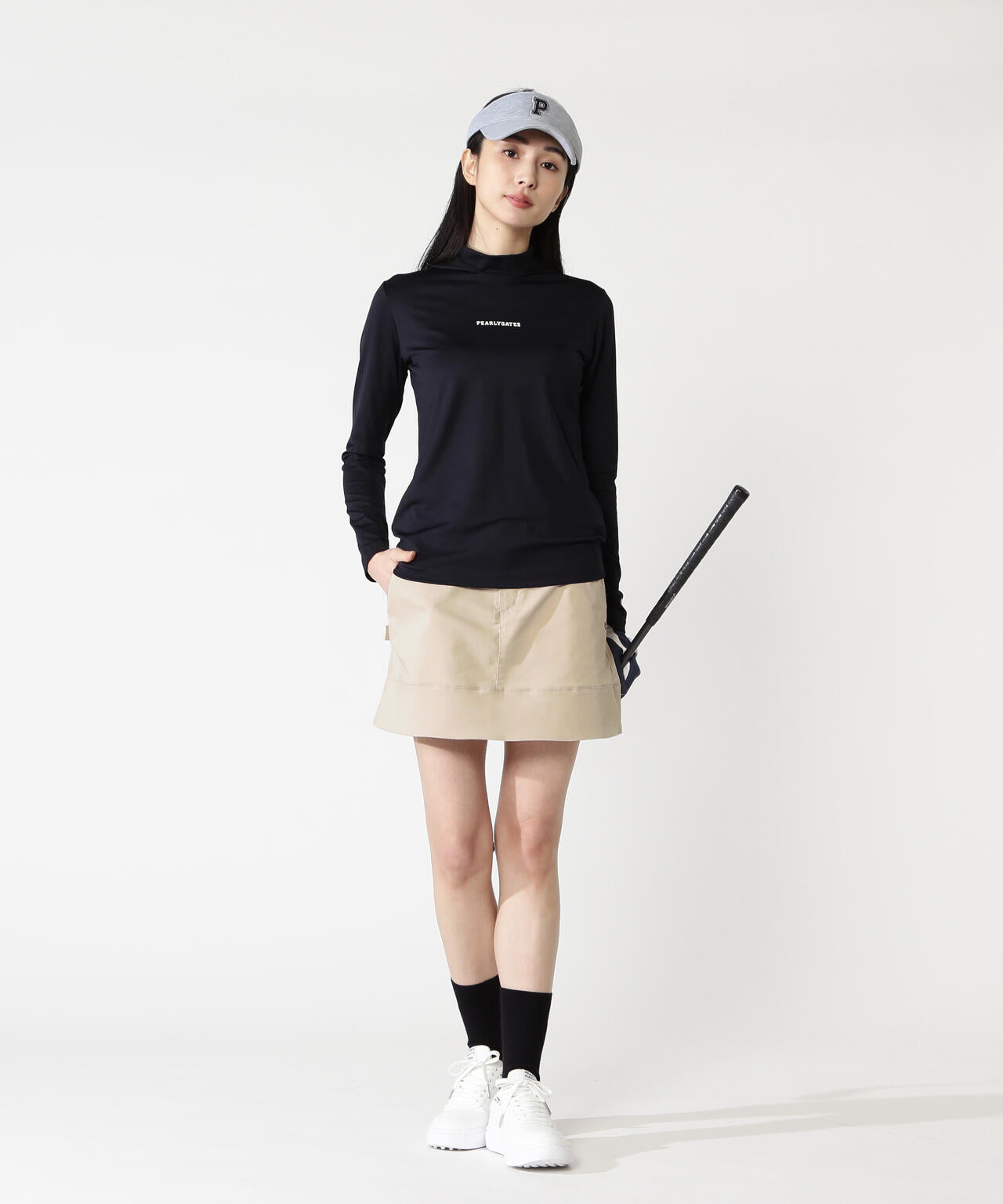 T:171cm/B:77/W:59・H:87 着用サイズ:1