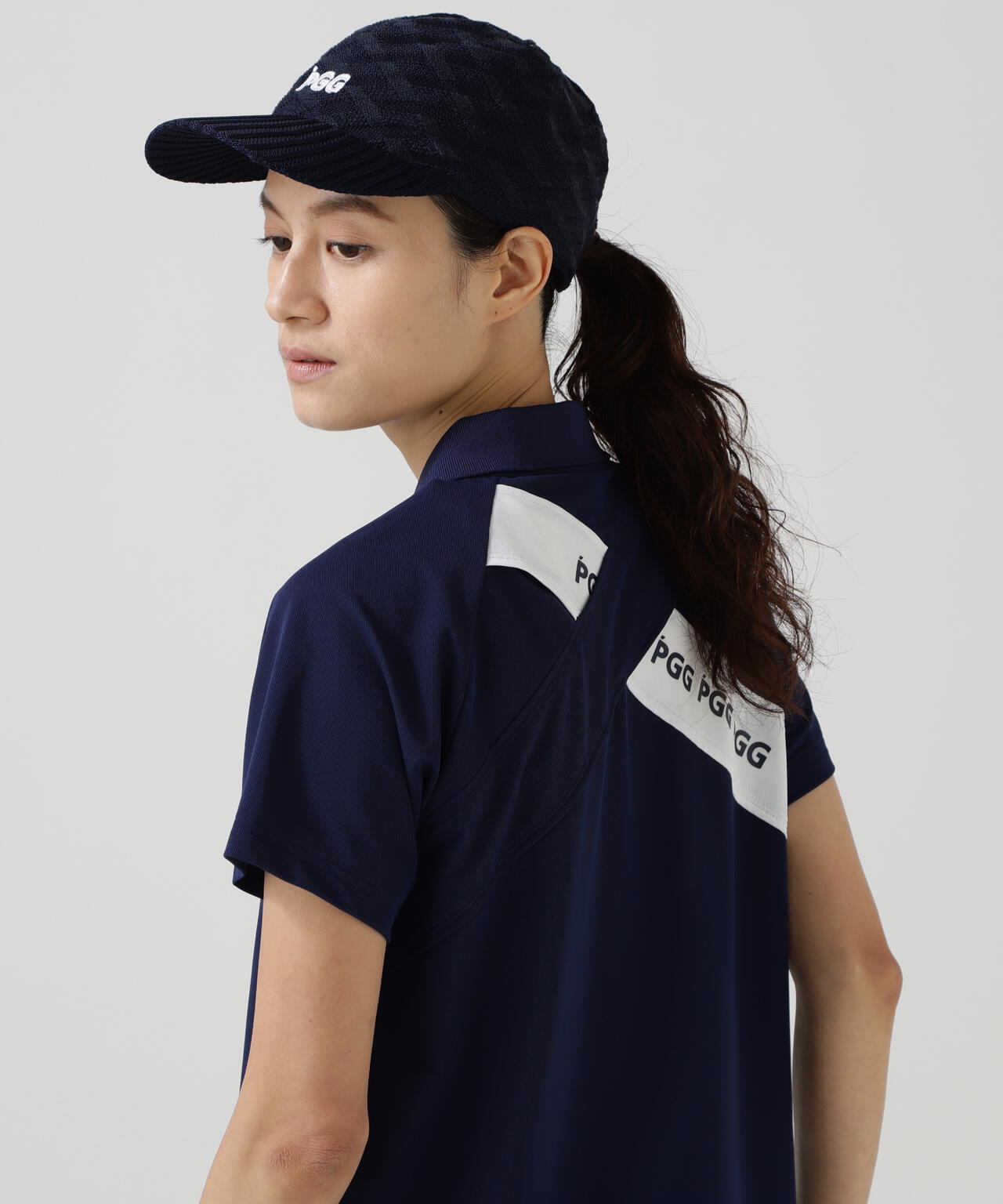 165cm/B:77cm/W:57cm/H:79cm 着用サイズ:1