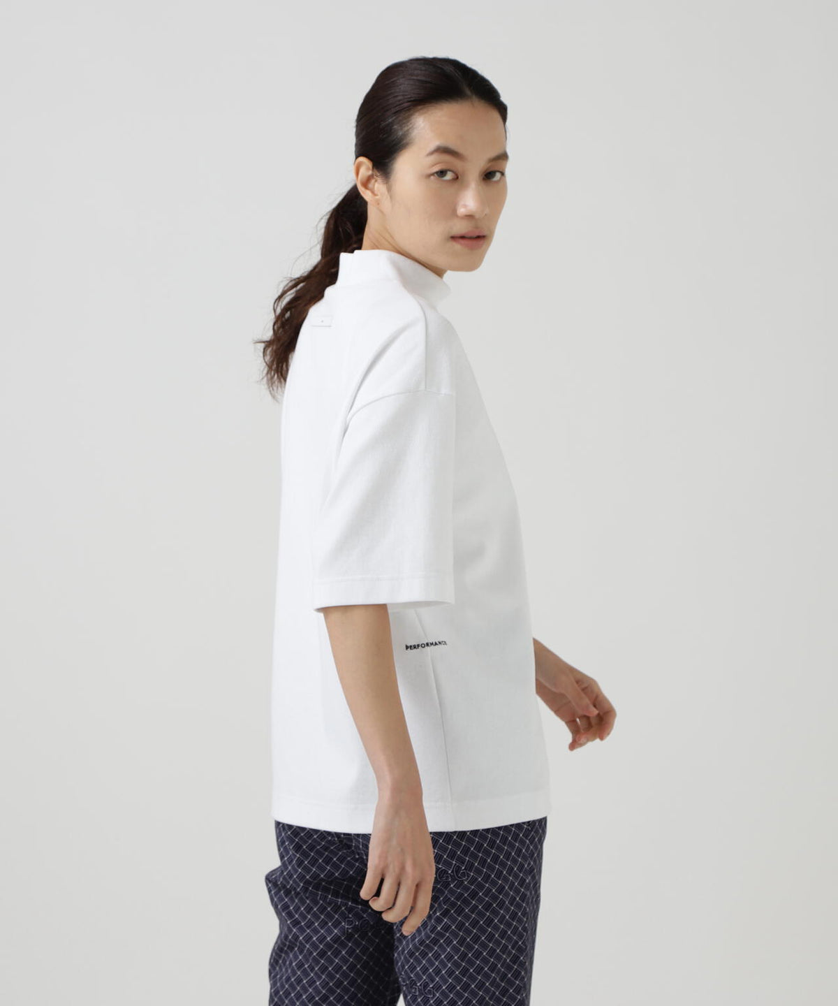 165cm/B:77cm/W:57cm/H:79cm 着用サイズ:1