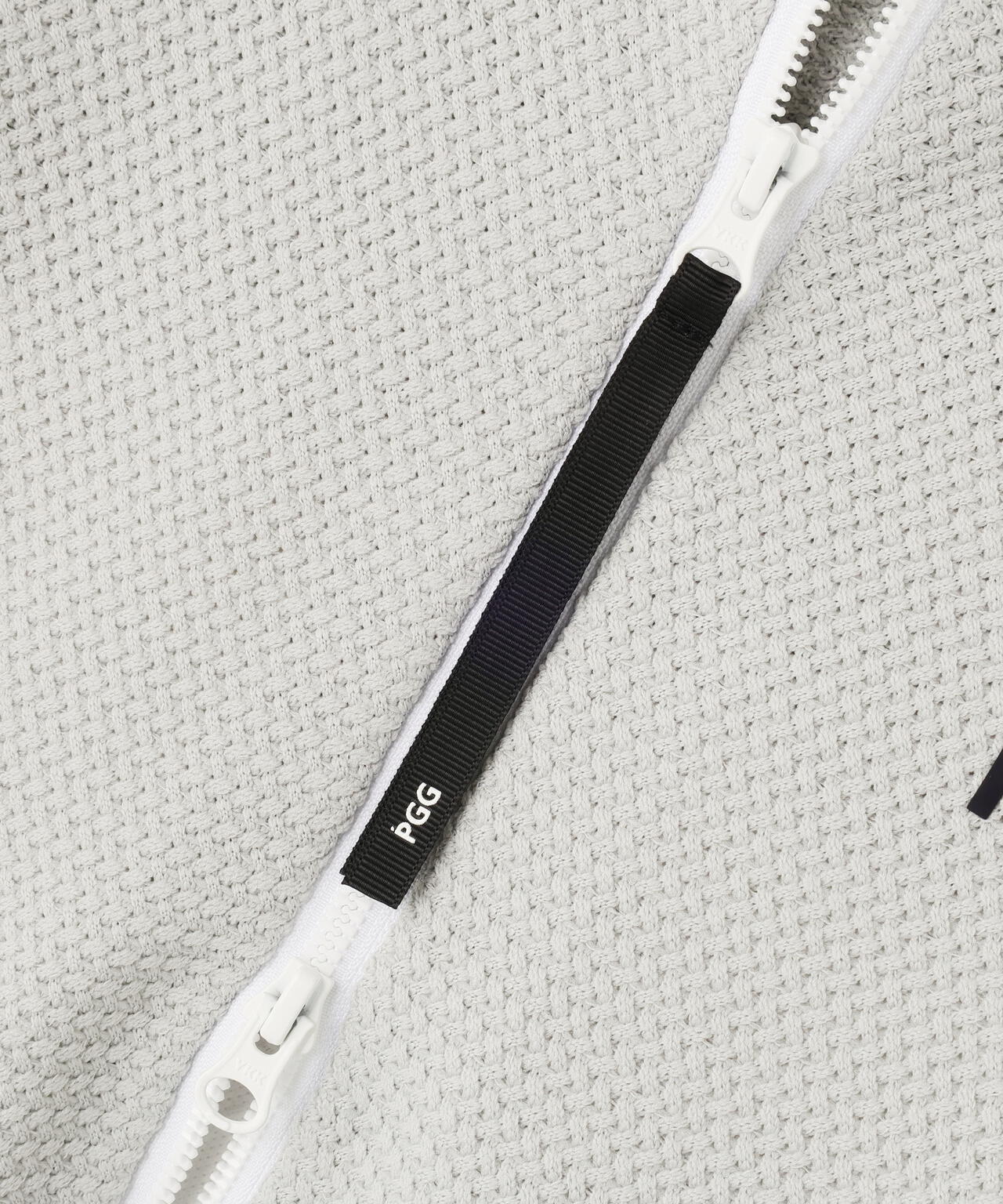 【PGG】【直営店舗&公式オンライン限定】ポリエステルヤーンmmフルジップフーディニットブルゾン (LADIES)