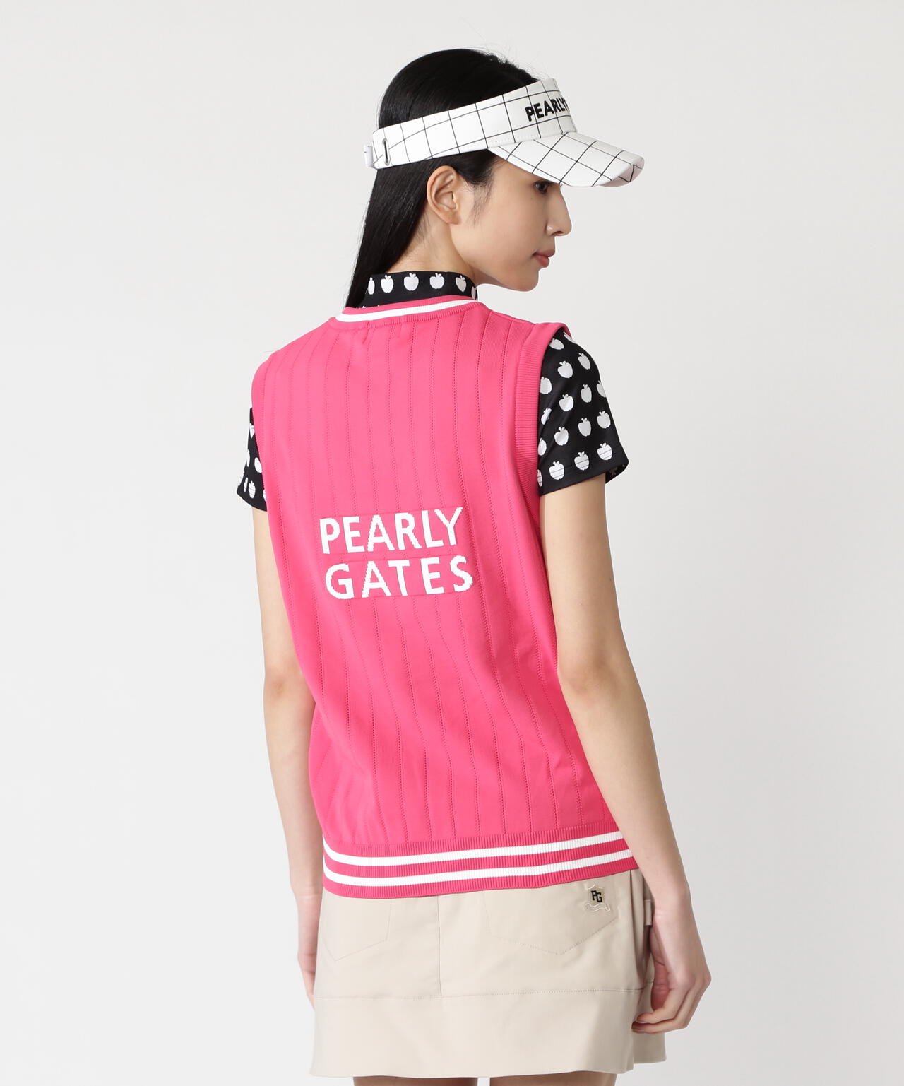 T:171cm/B:77/W:59・H:87 着用サイズ:1