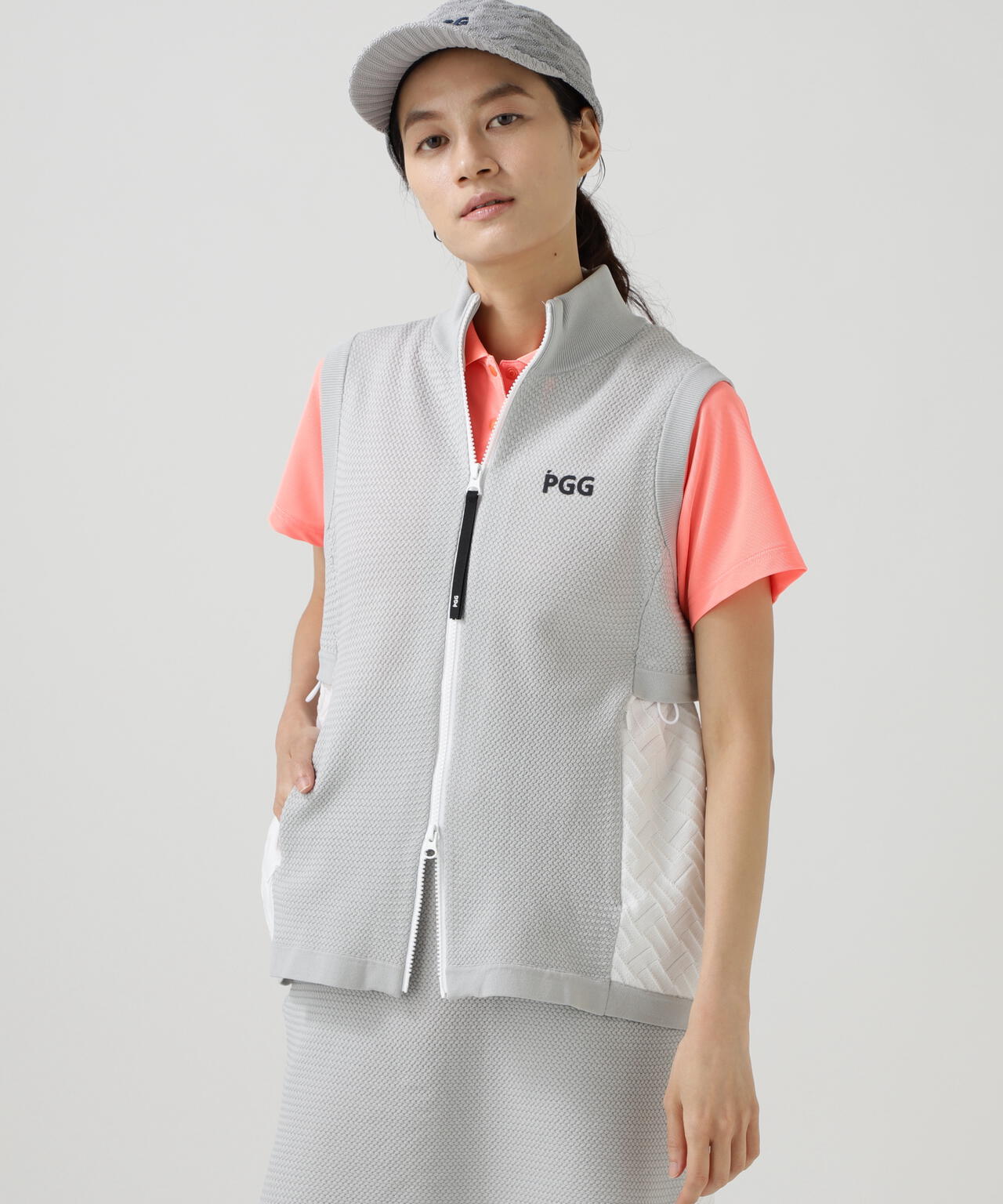 165cm/B:77cm/W:57cm/H:79cm 着用サイズ:1