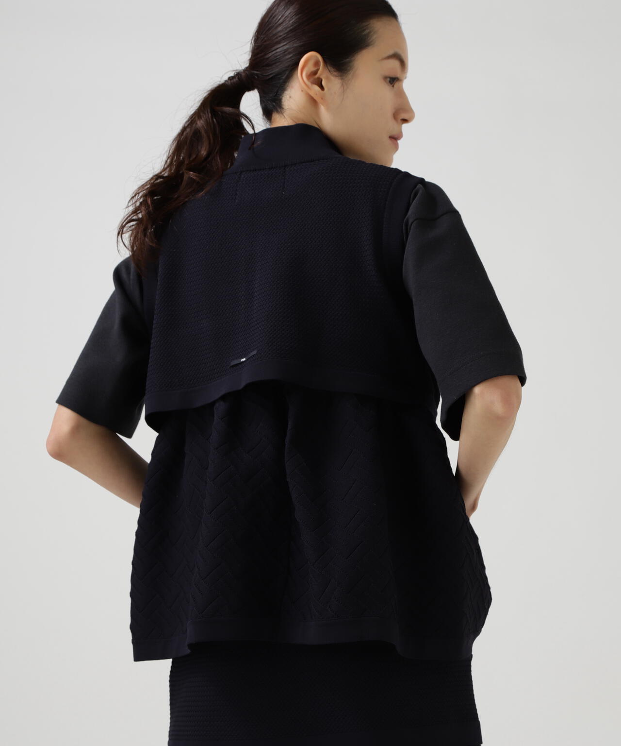 165cm/B:77cm/W:57cm/H:79cm 着用サイズ:1