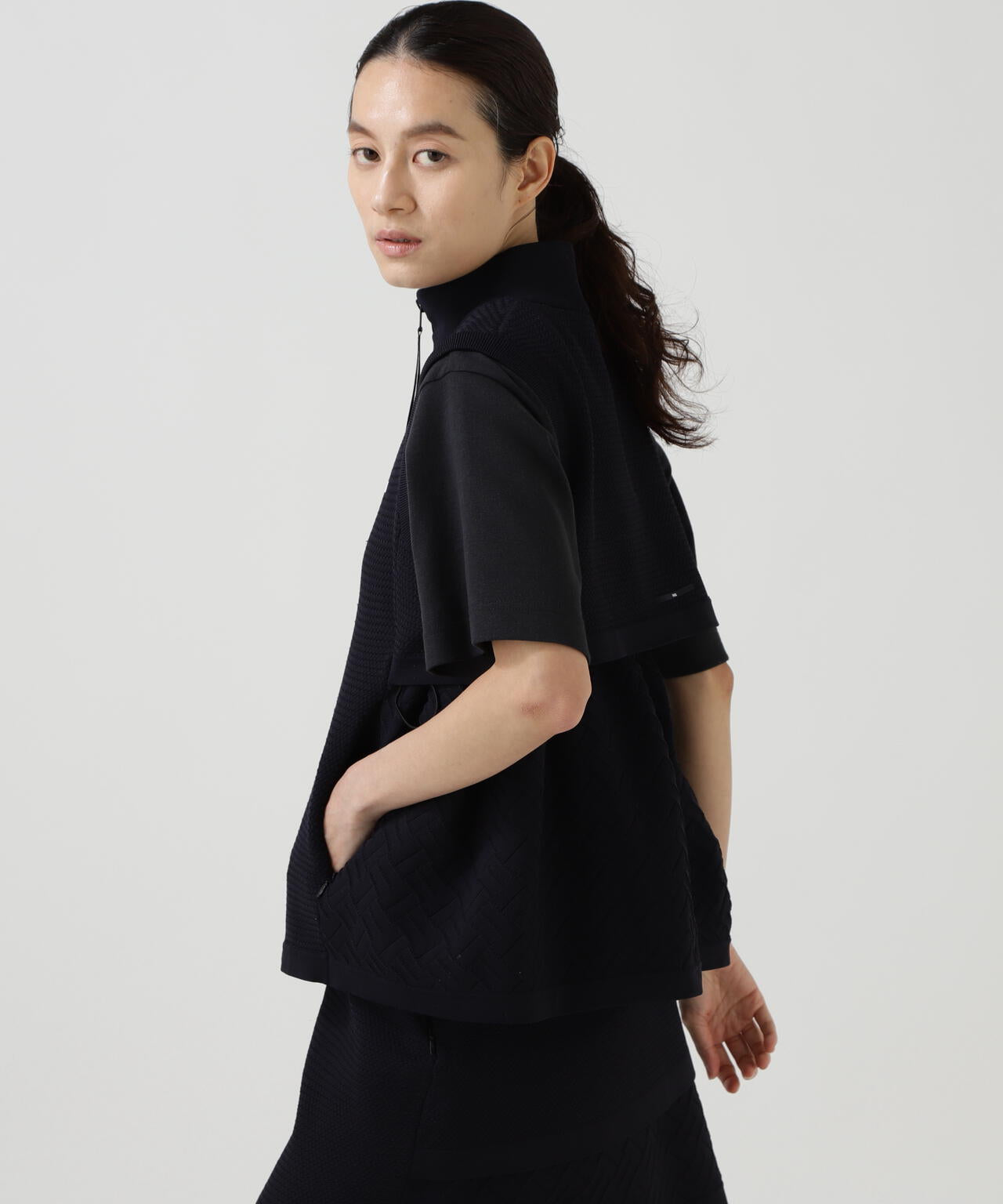 165cm/B:77cm/W:57cm/H:79cm 着用サイズ:1