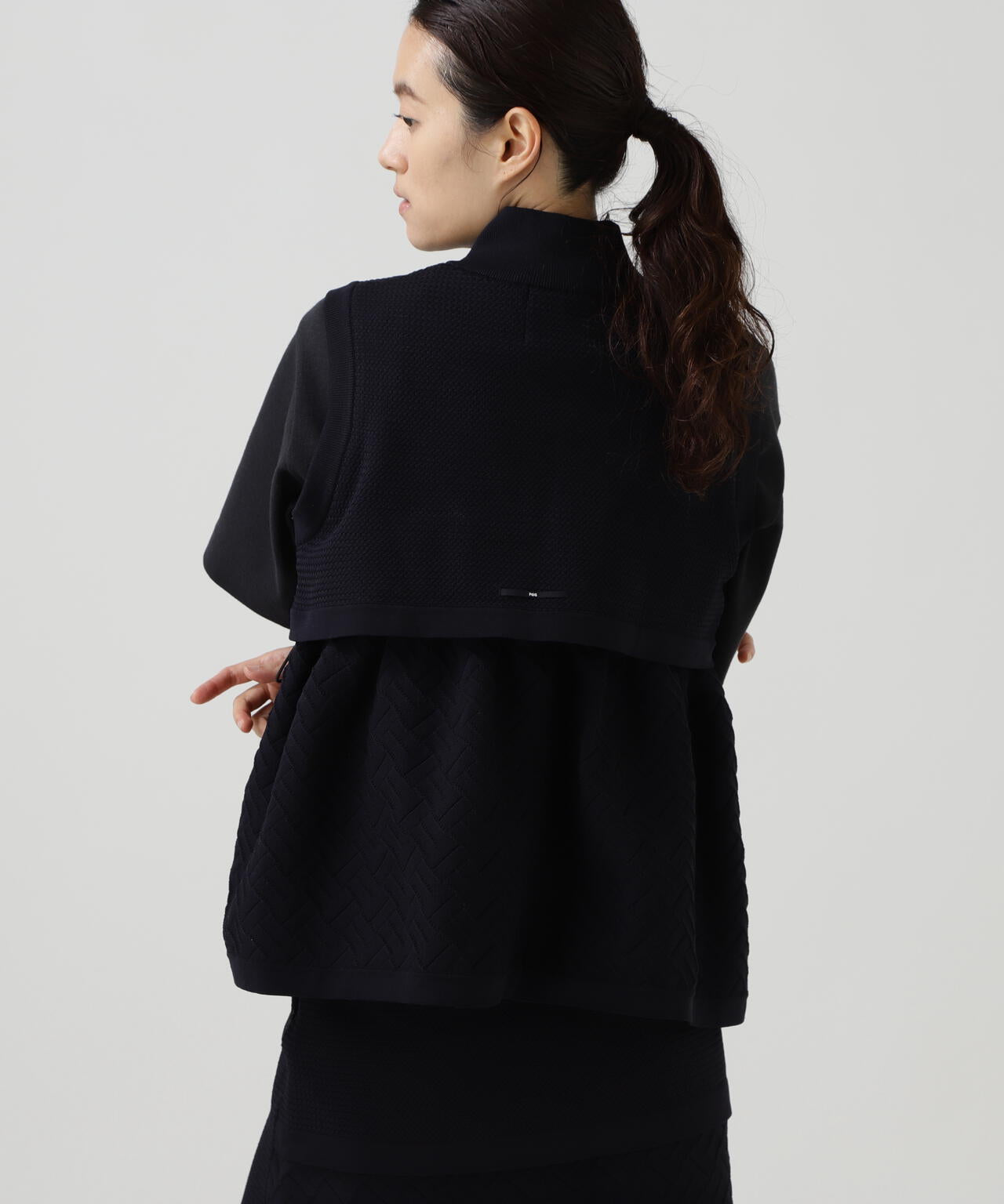 165cm/B:77cm/W:57cm/H:79cm 着用サイズ:1