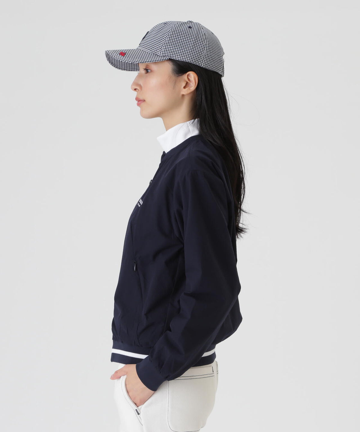 Peメカニカルストレッチ手裏剣ジャガードクルーネックブルゾン (WOMENS)