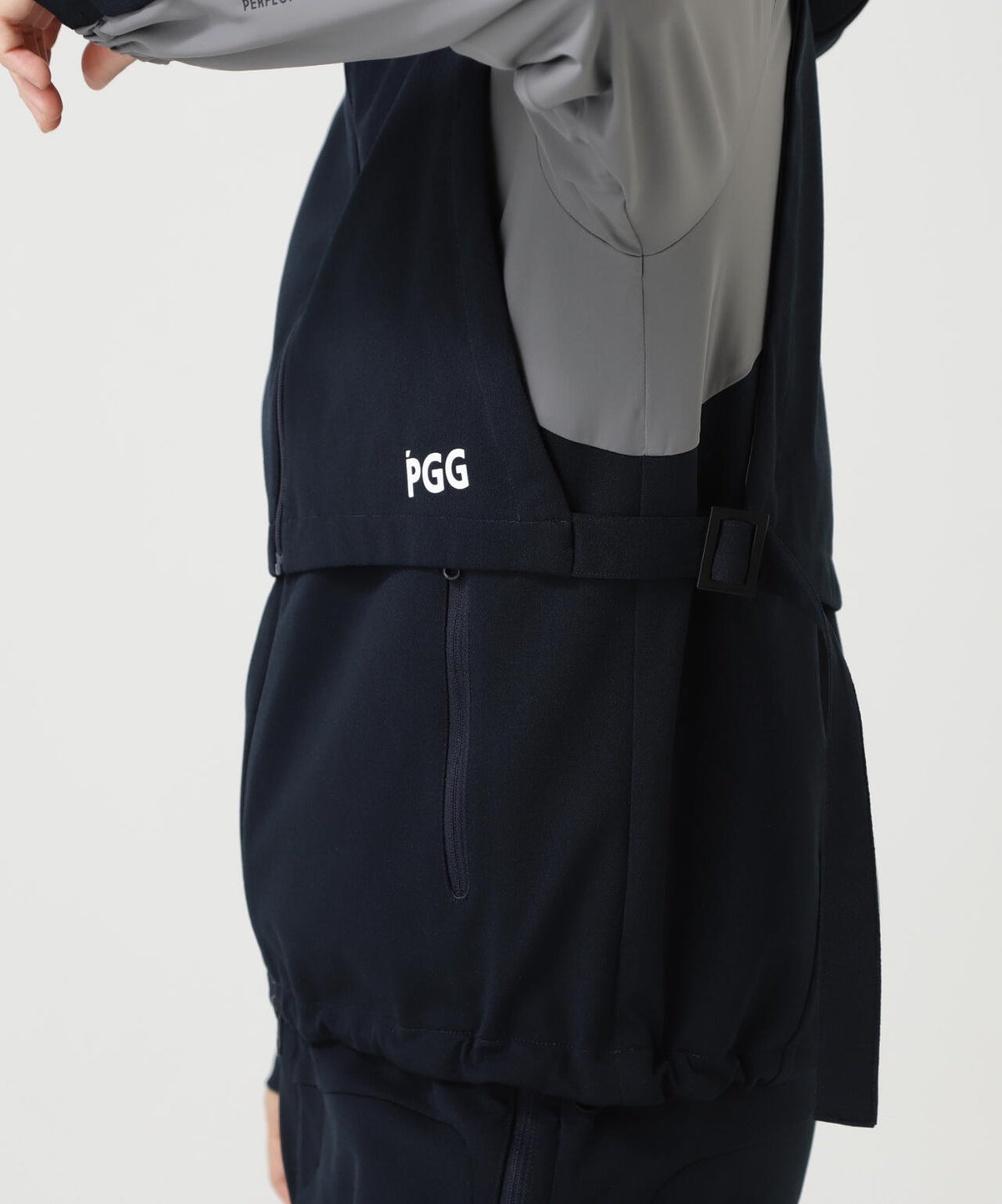165cm/B:77cm/W:57cm/H:79cm 着用サイズ:1