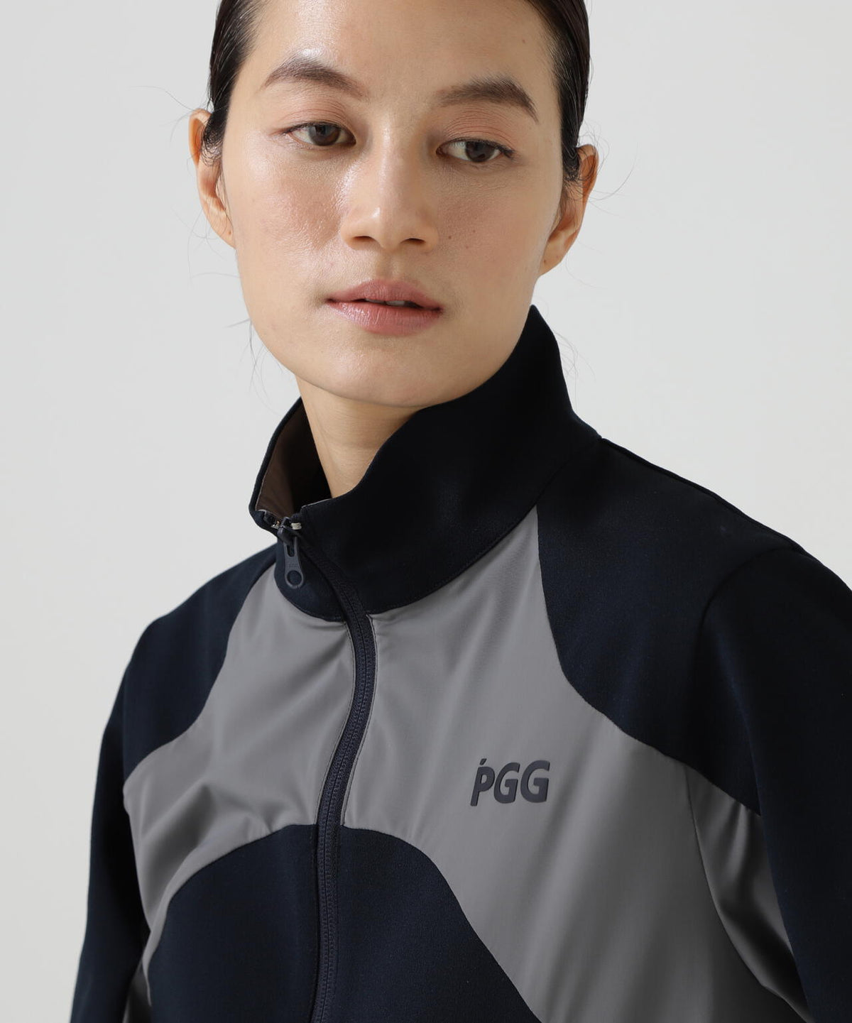 165cm/B:77cm/W:57cm/H:79cm 着用サイズ:1