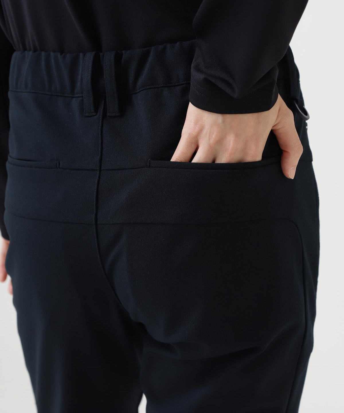 165cm/B:77cm/W:57cm/H:79cm 着用サイズ:1