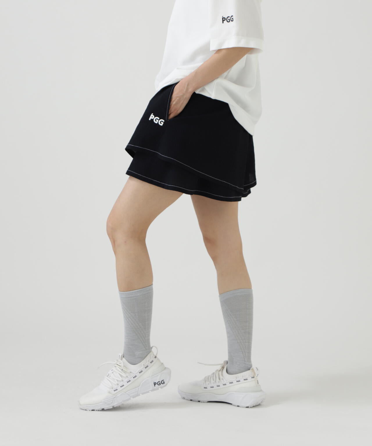 165cm/B:77cm/W:57cm/H:79cm 着用サイズ:1