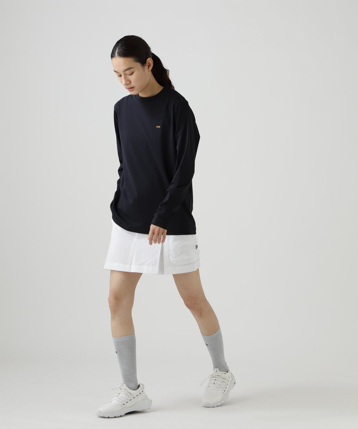 165cm/B:77cm/W:57cm/H:79cm 着用サイズ:1