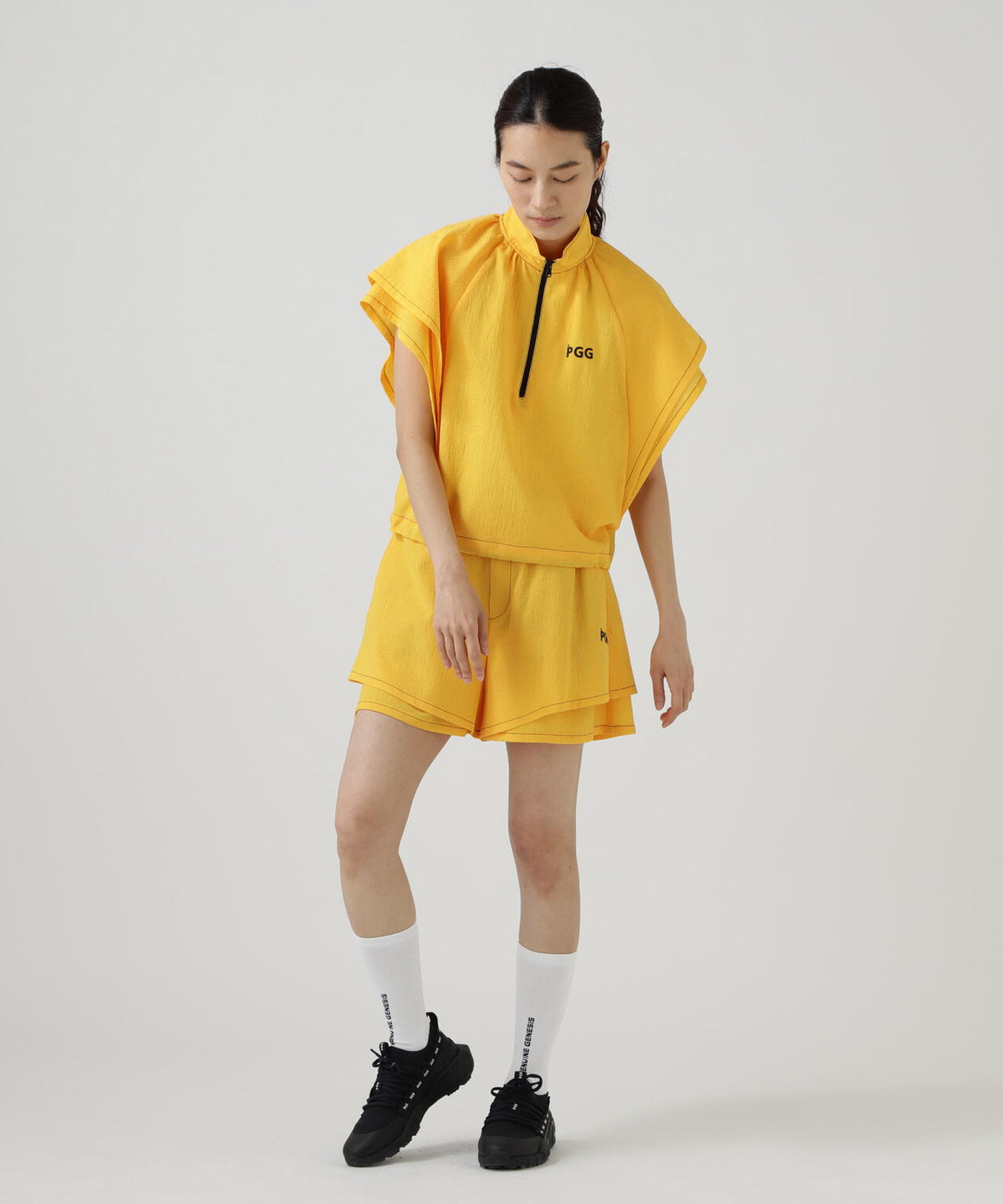 【PGG】【直営店舗&公式オンライン限定】シエスタタフタフリル袖ハーフジップカットソー (LADIES)