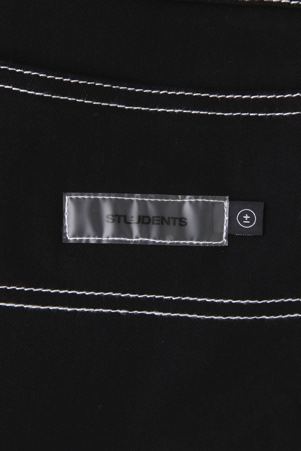 a9ff21c4-30ba-53f1-98f7-693d5660b87f_Image