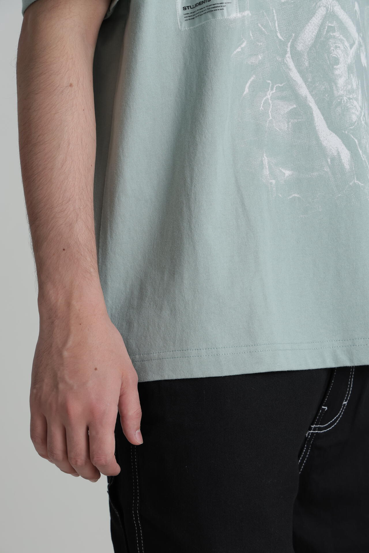 42d36611-f4af-5088-97d2-107f596dbab3_Image