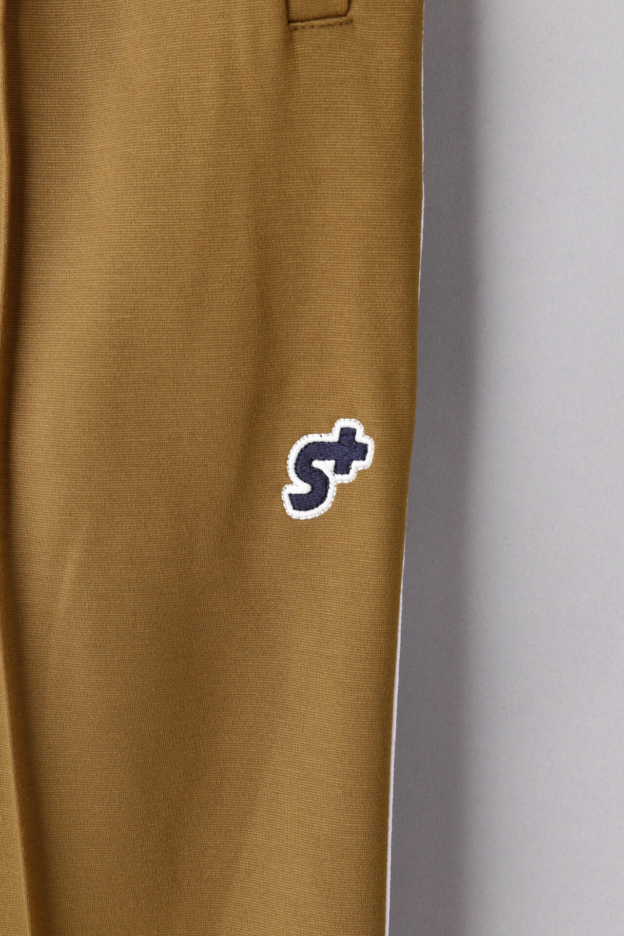 20529bf2-002d-56e5-bb92-f07d6ebe2c74_Image