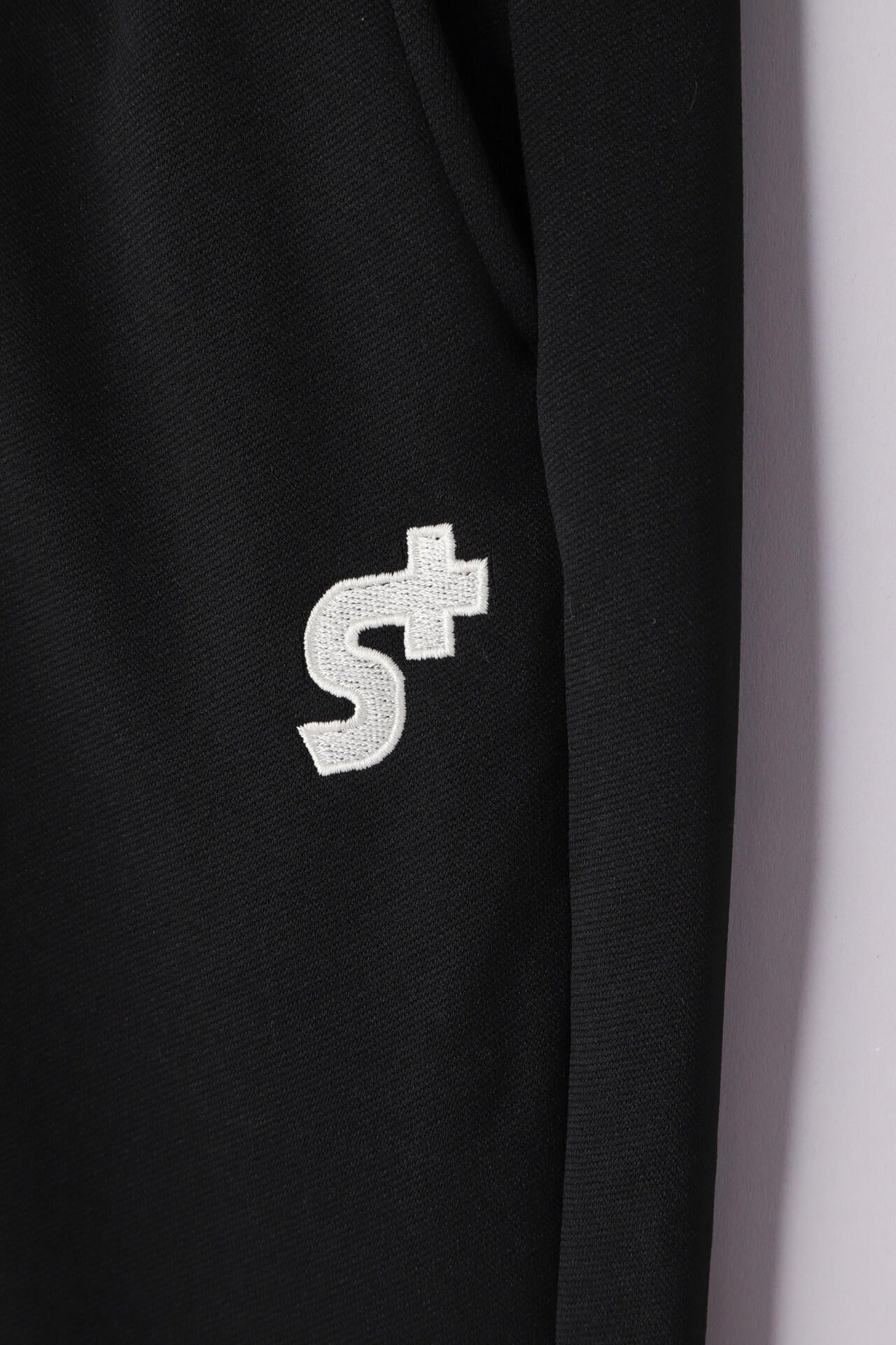 4a16a3f0-e21d-5c0b-9398-67dab7d9266d_Image