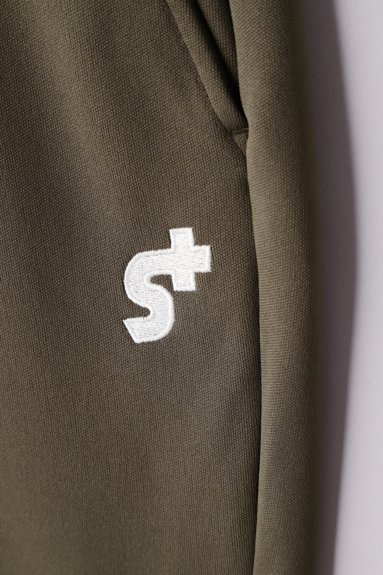 dc4bda57-7fcb-5c7a-b606-6b7f30172bff_Image