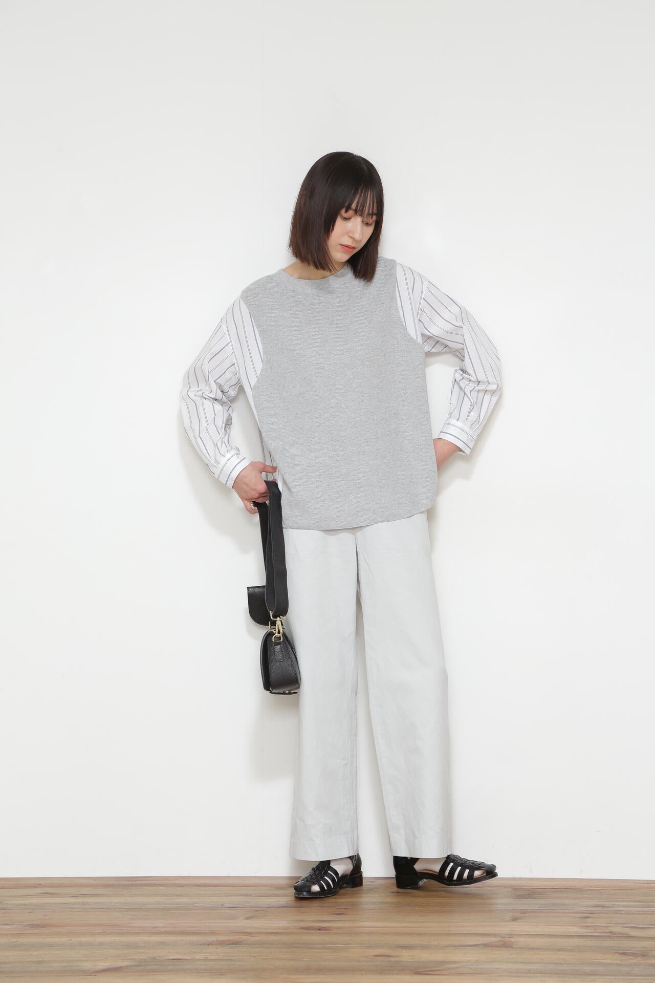 シャンブレーセミワイドパンツ