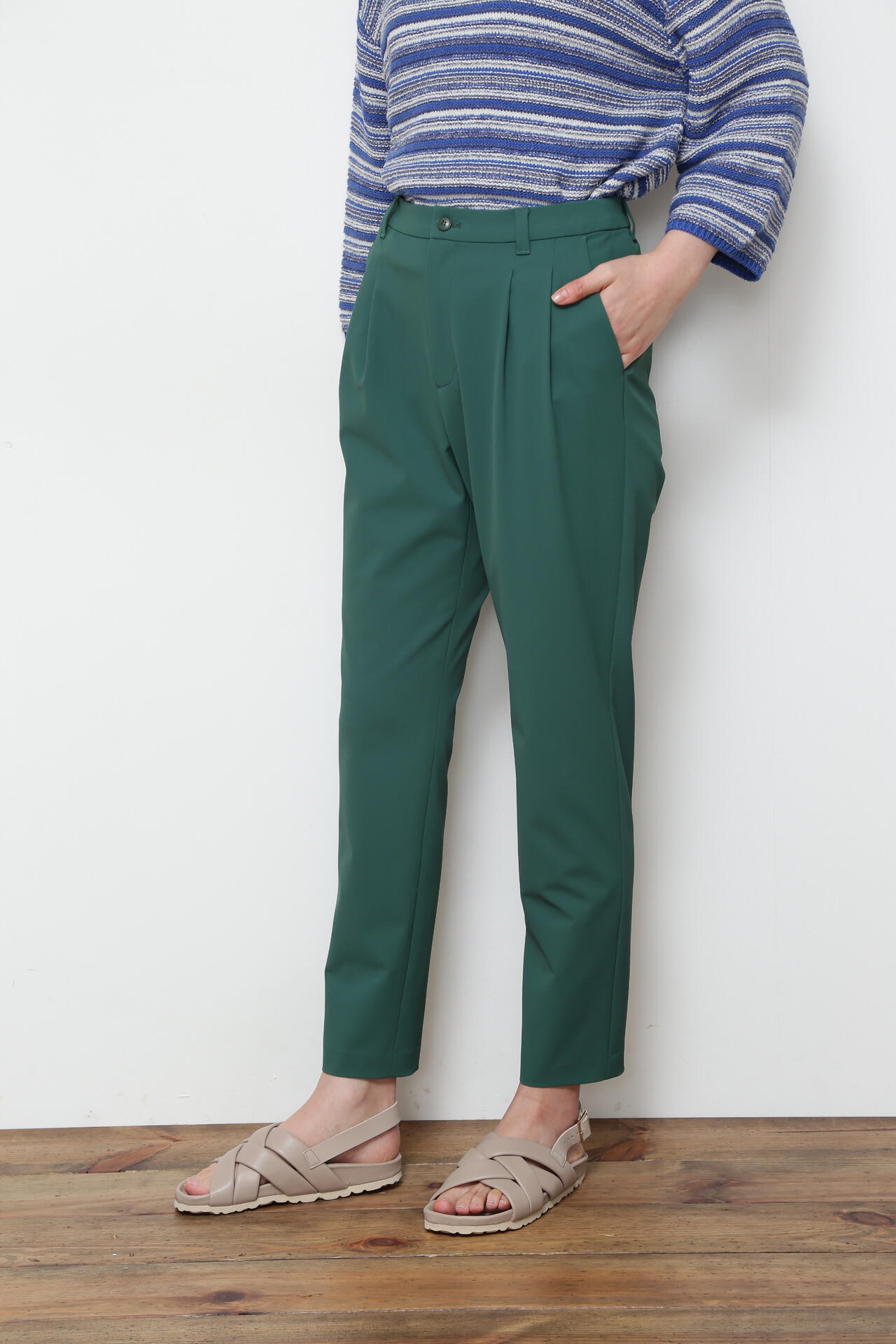 2WAYストレッチスリムテーパードパンツ