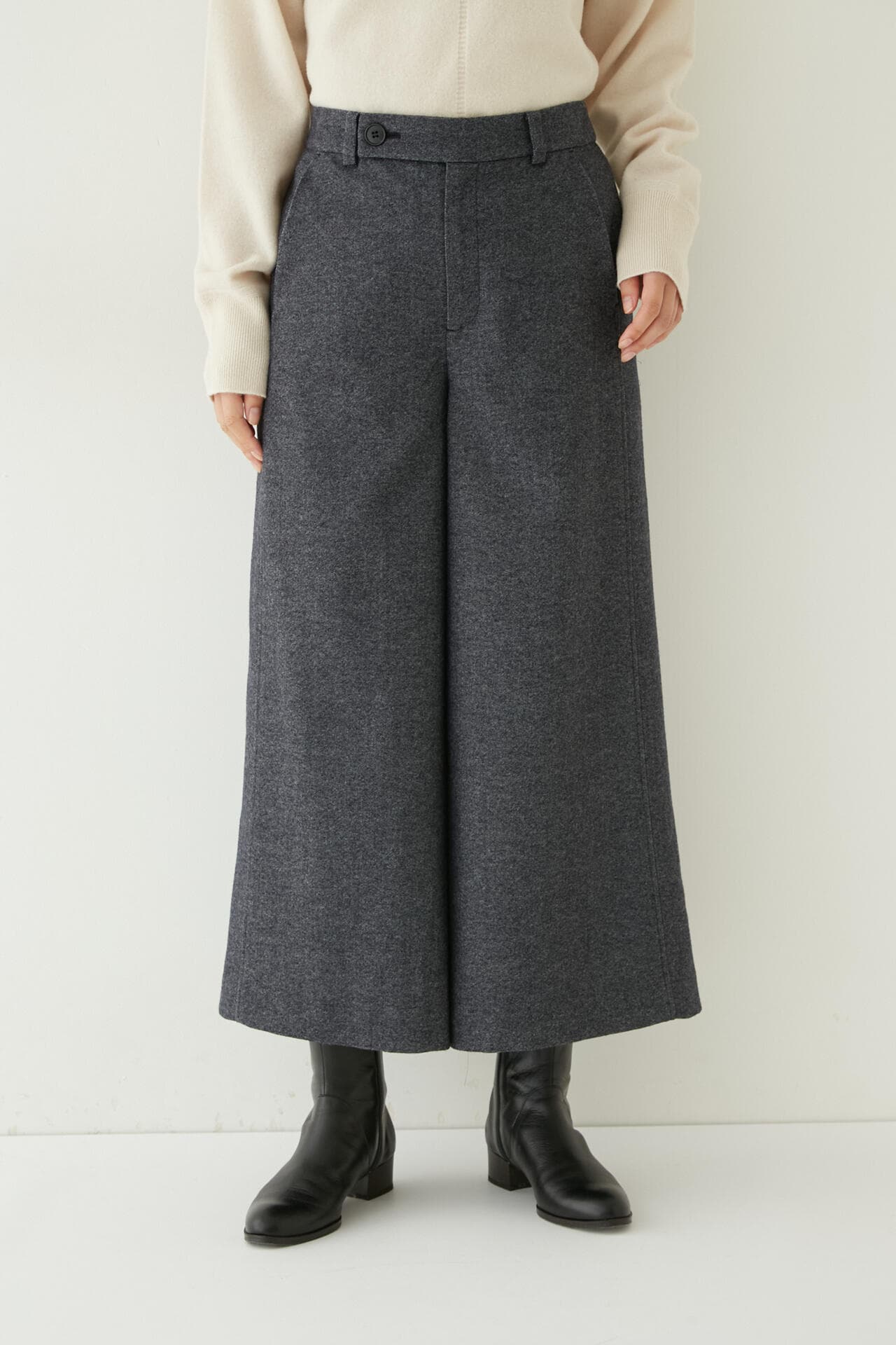 セミ梳毛ツイルパンツ(オフィシャルサイト限定”丈長めあり”)