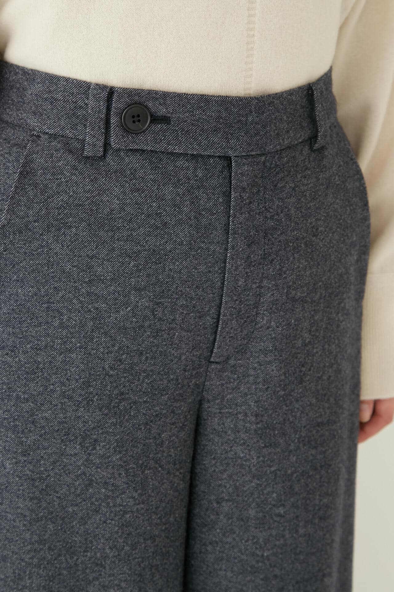 セミ梳毛ツイルパンツ(オフィシャルサイト限定”丈長めあり”)