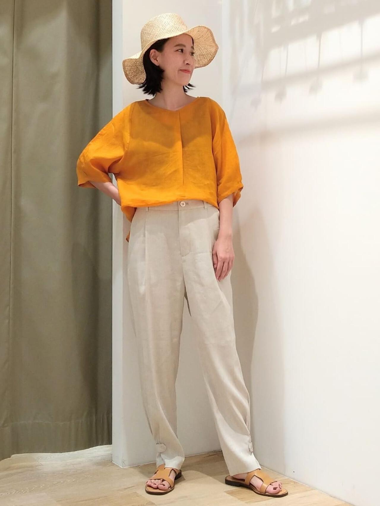 アンクルベルトパンツ