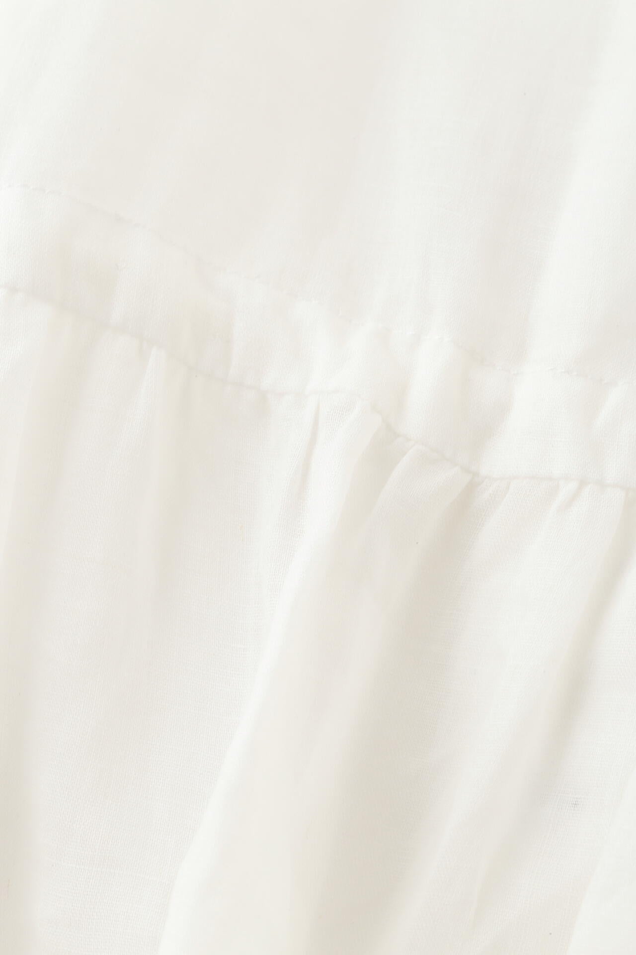 菊池亜希子×LEE×hwコラボボリュームブラウス(オフィシャルサイト限定”丈長めあり”)