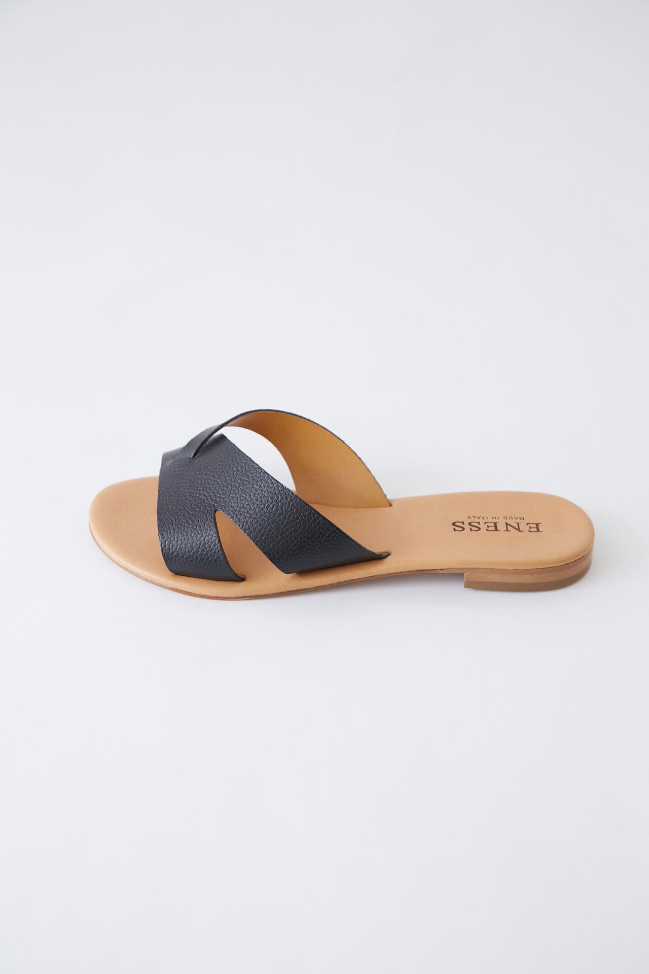 【WEB/店舗限定サイズ】ENESS サンダル