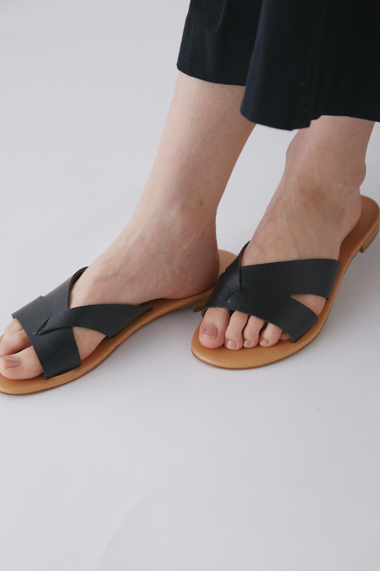 【WEB/店舗限定サイズ】ENESS サンダル