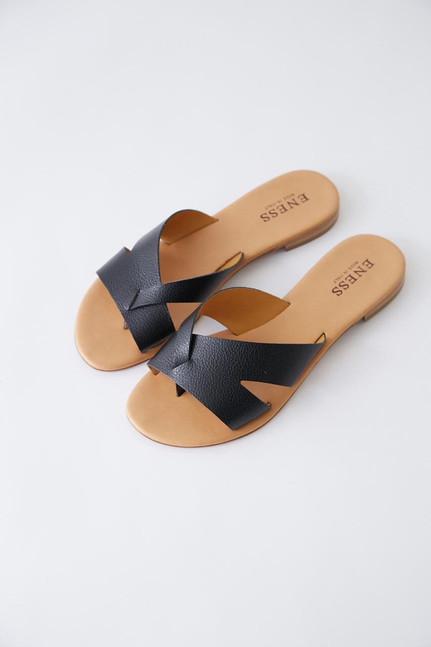 【WEB/店舗限定サイズ】ENESS サンダル