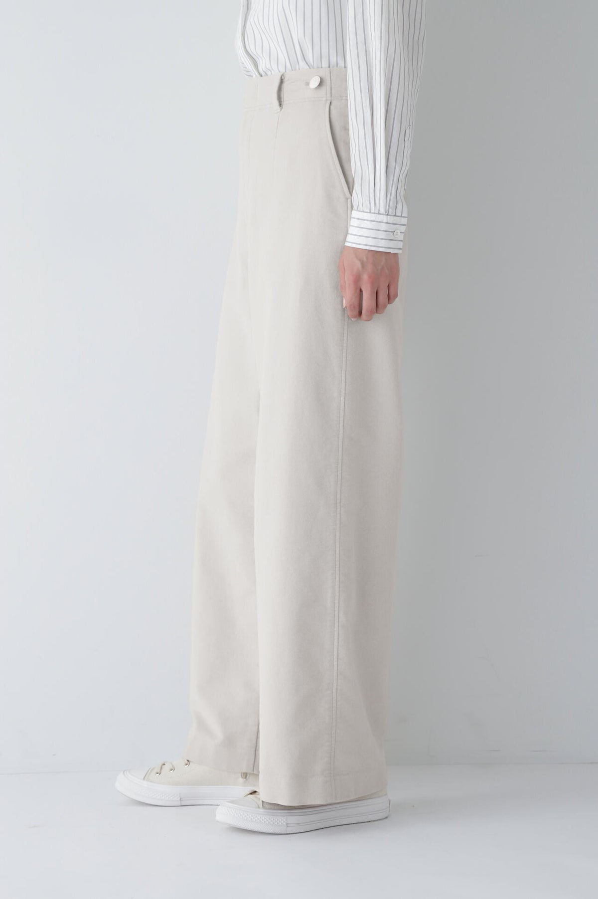 ストレッチエアリードットコードパンツ