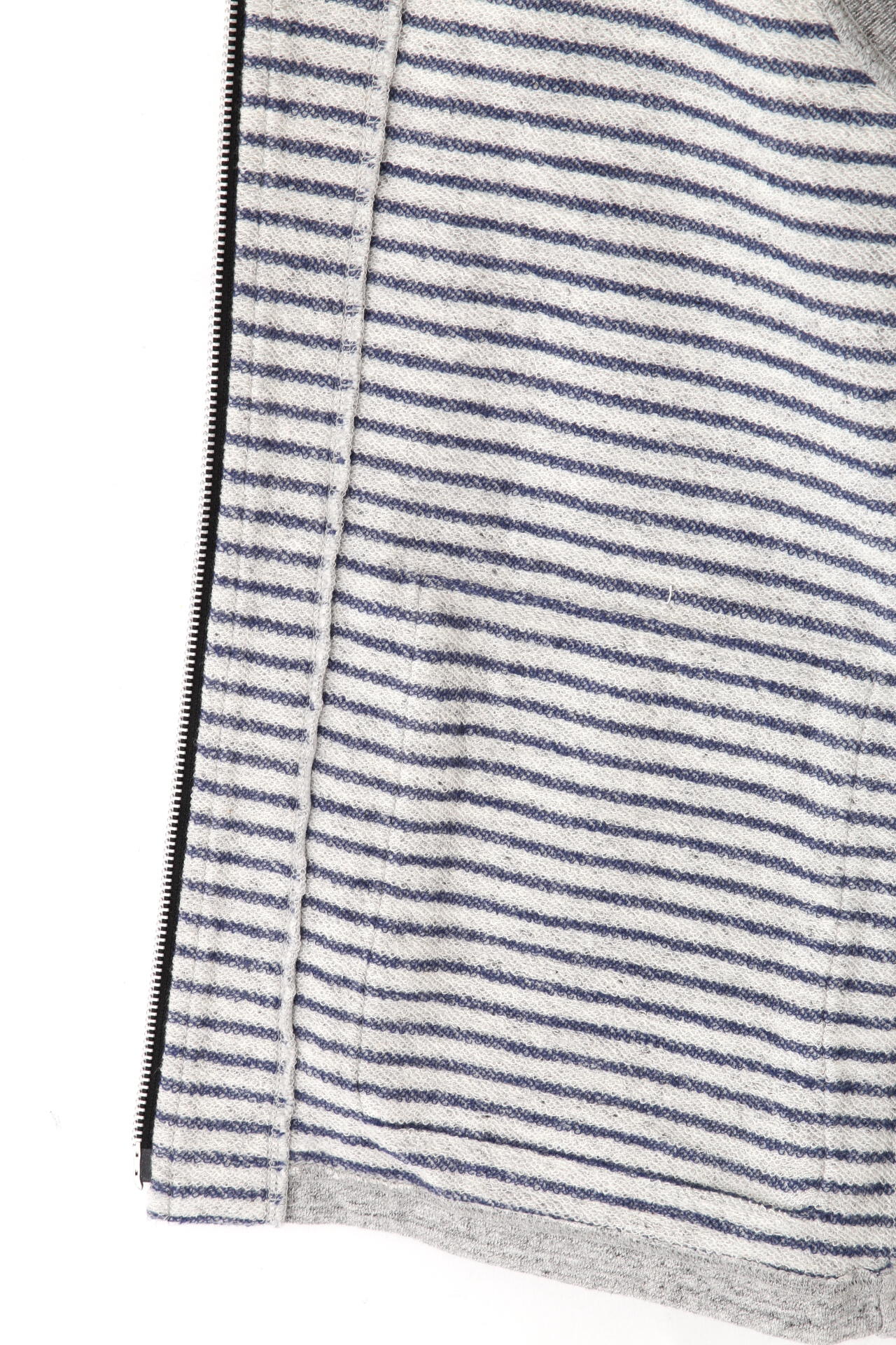 6901656a-949b-5c0b-9bcd-a33558575553_Image