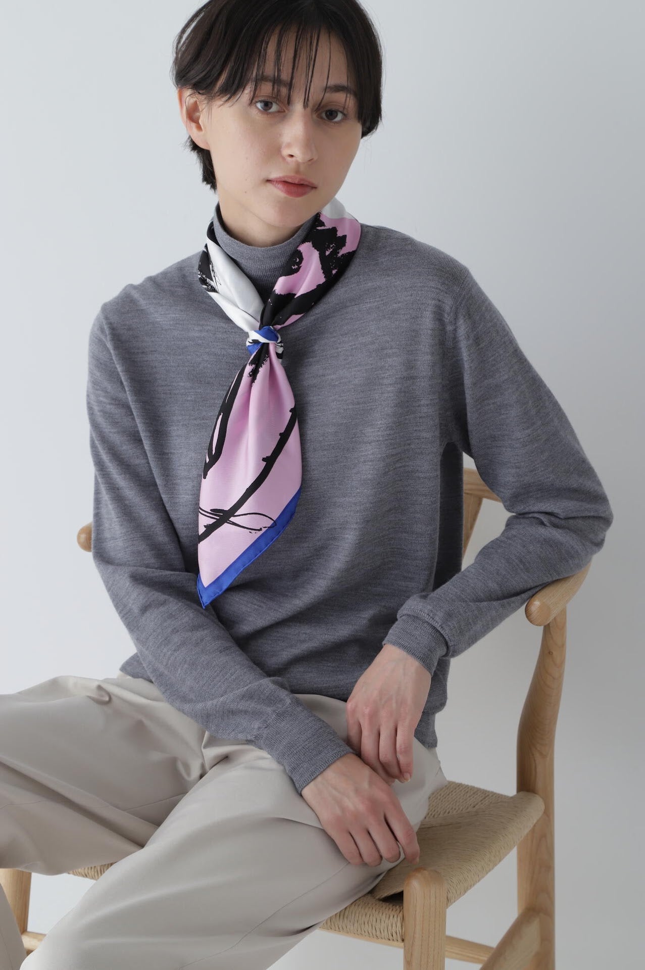 タートルネックニット