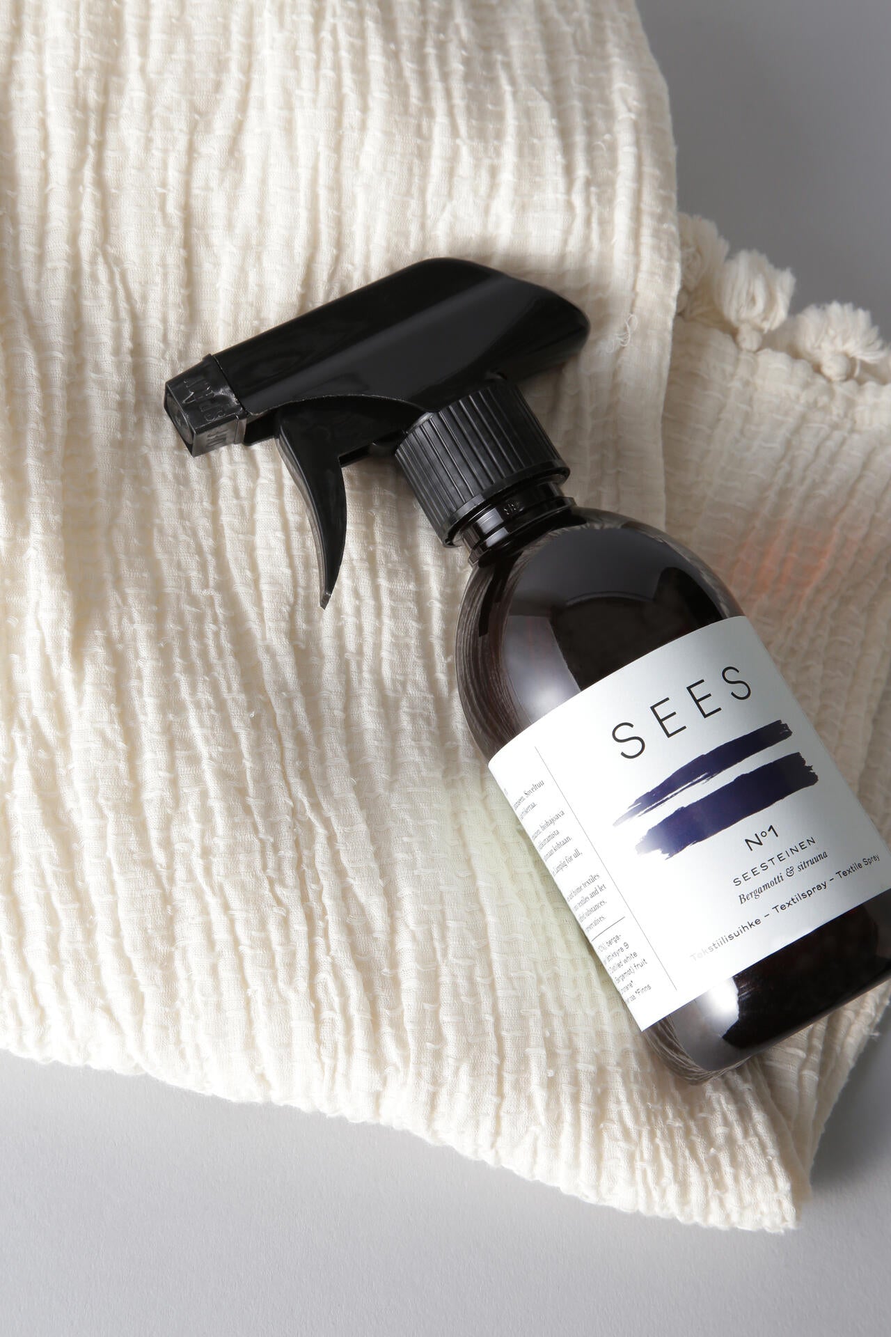 【Gg】 SEES Textile spray 300ml