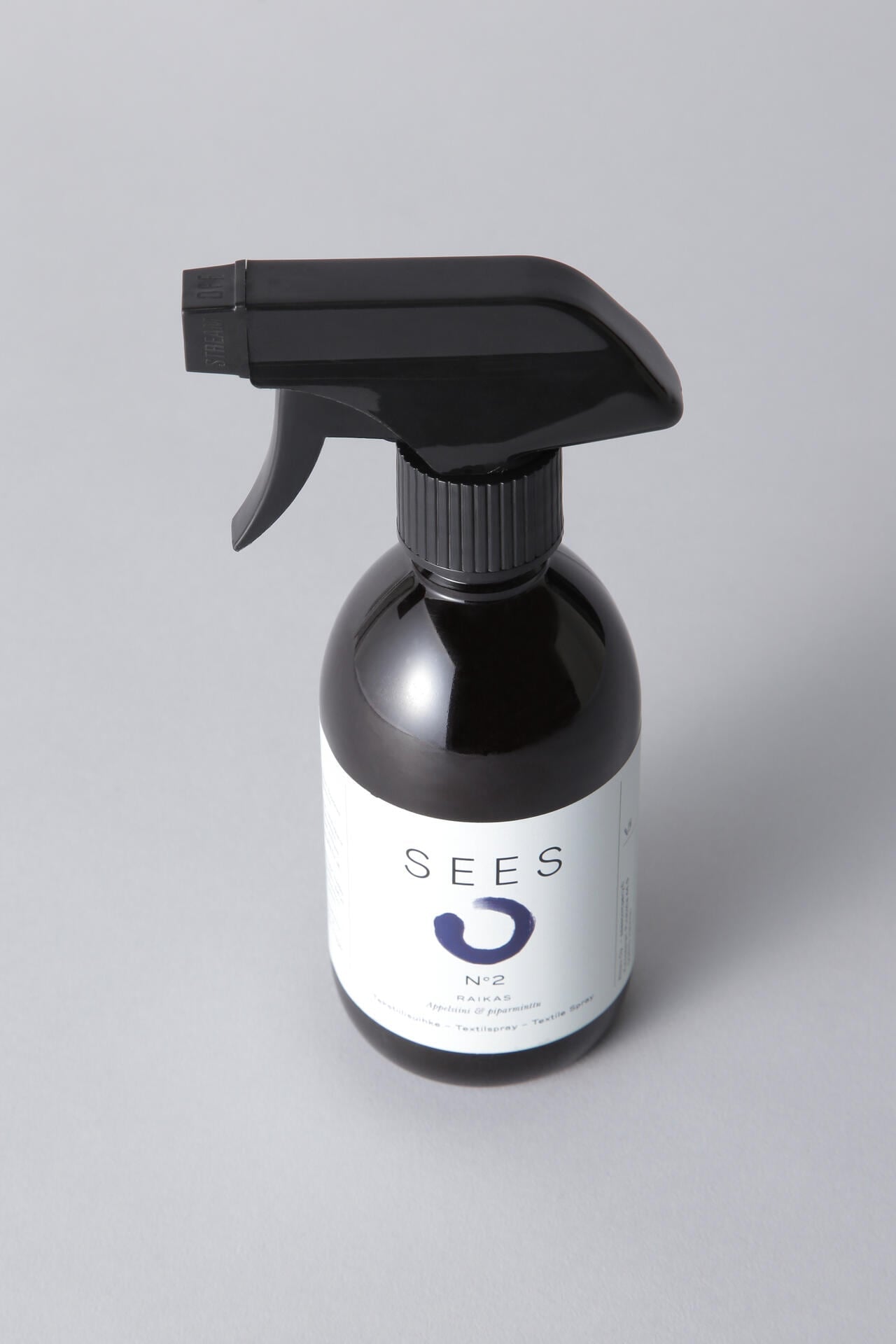 【Gg】 SEES Textile spray 300ml