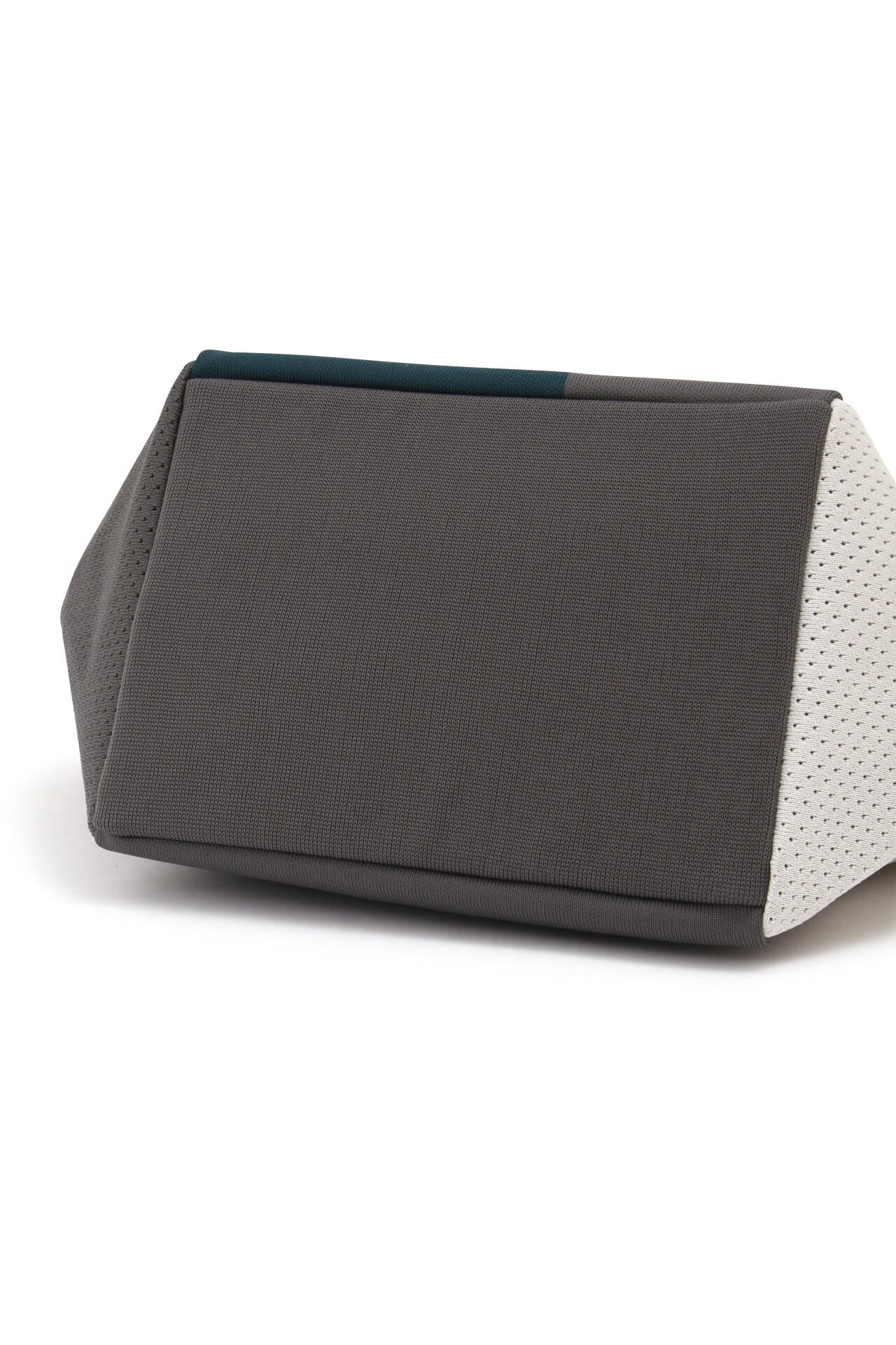 4685c7bf-a23c-5dde-89bd-d0889a451e2b_Image