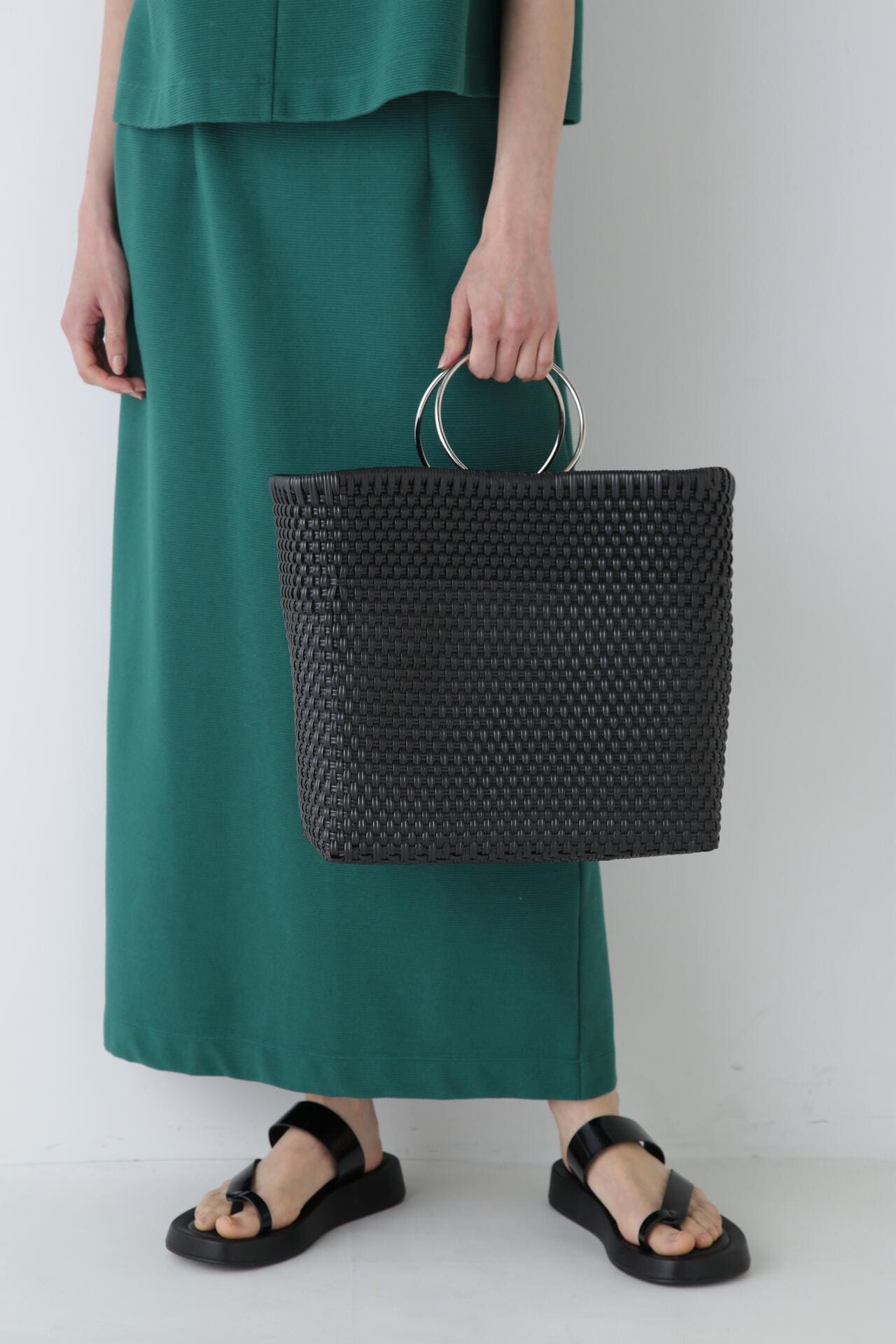 3327e15f-c66b-511b-ab85-976212975785_Image