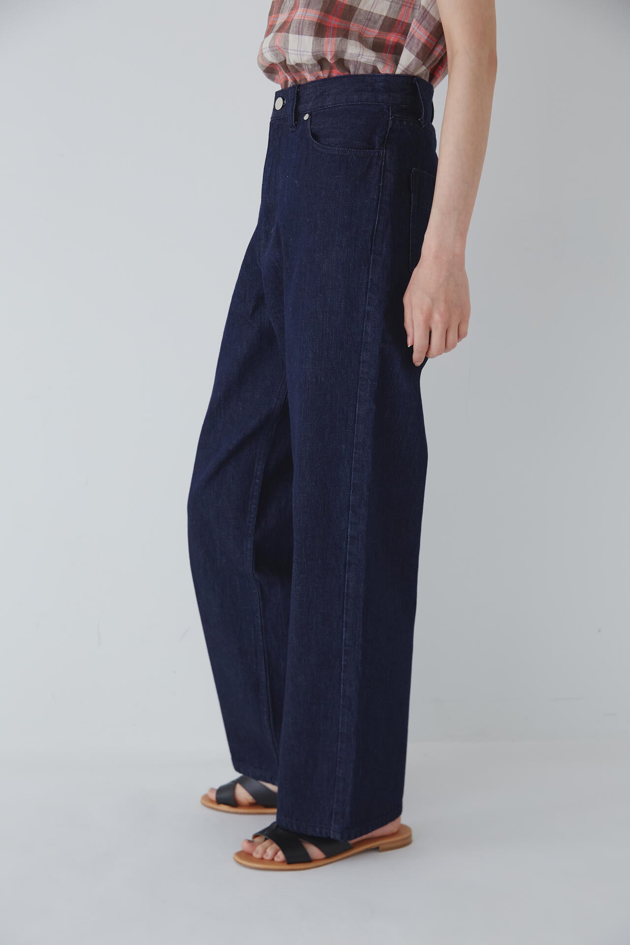 f6457505-664a-512e-bd07-3a0cb4992388_Image