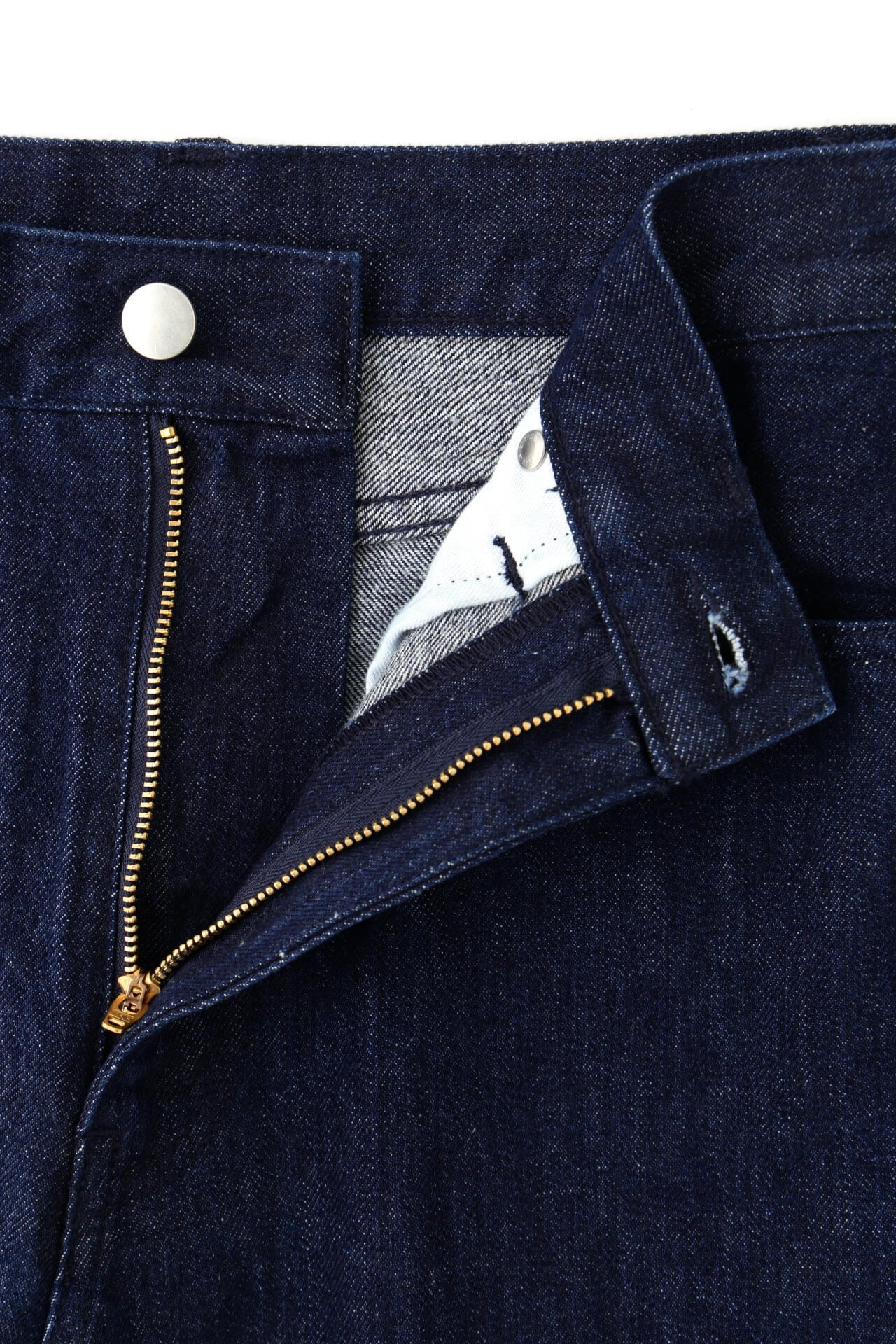 d32b5ae5-b8bf-56a6-8f59-48fb7a06a8f7_Image