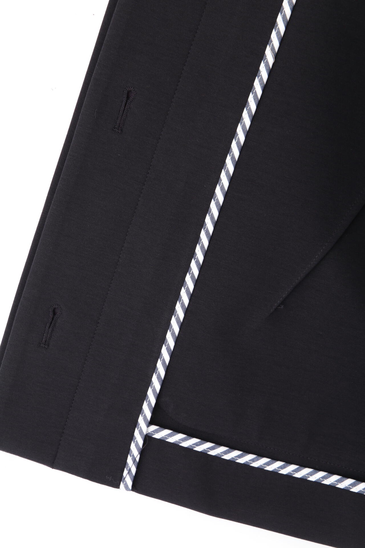 b5999dbd-a53e-5911-ae32-b9f5a688465c_Image