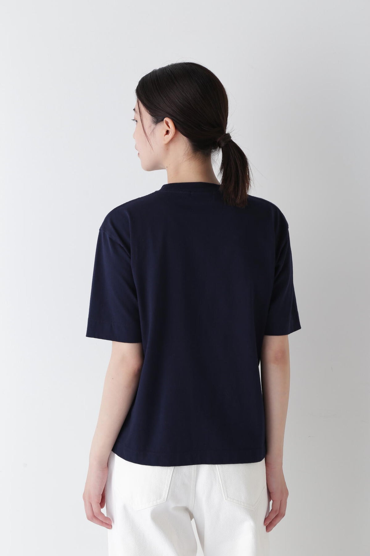 スポーティーロゴTシャツ