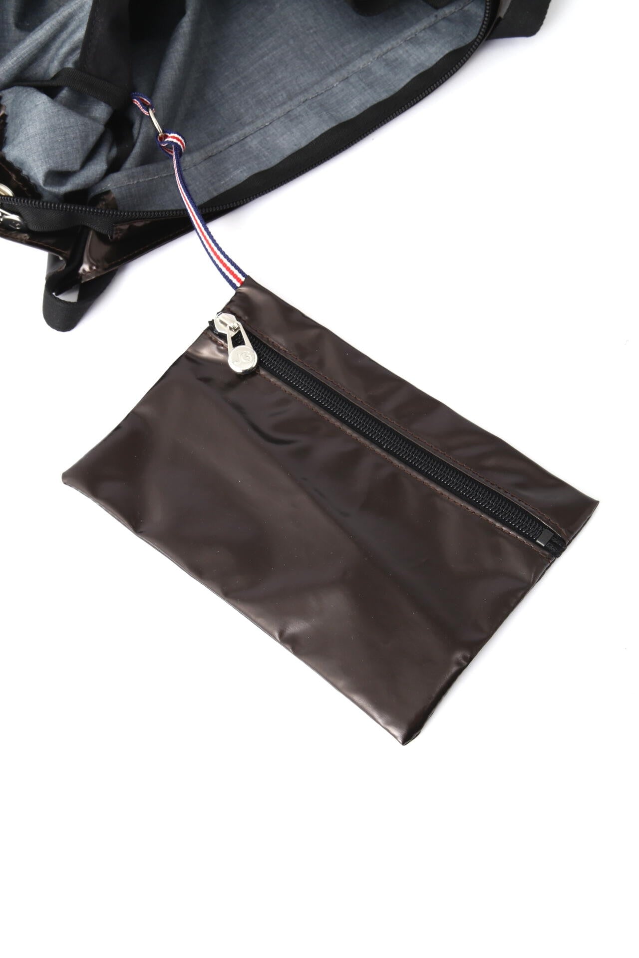 cdc26195-b761-56e8-a9b5-9b2fc934d1dd_Image