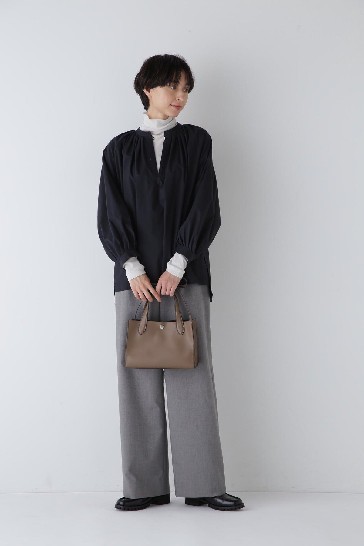 【WEB限定カラー】【THE ART OFCARRYING】ワイドミニバッグ