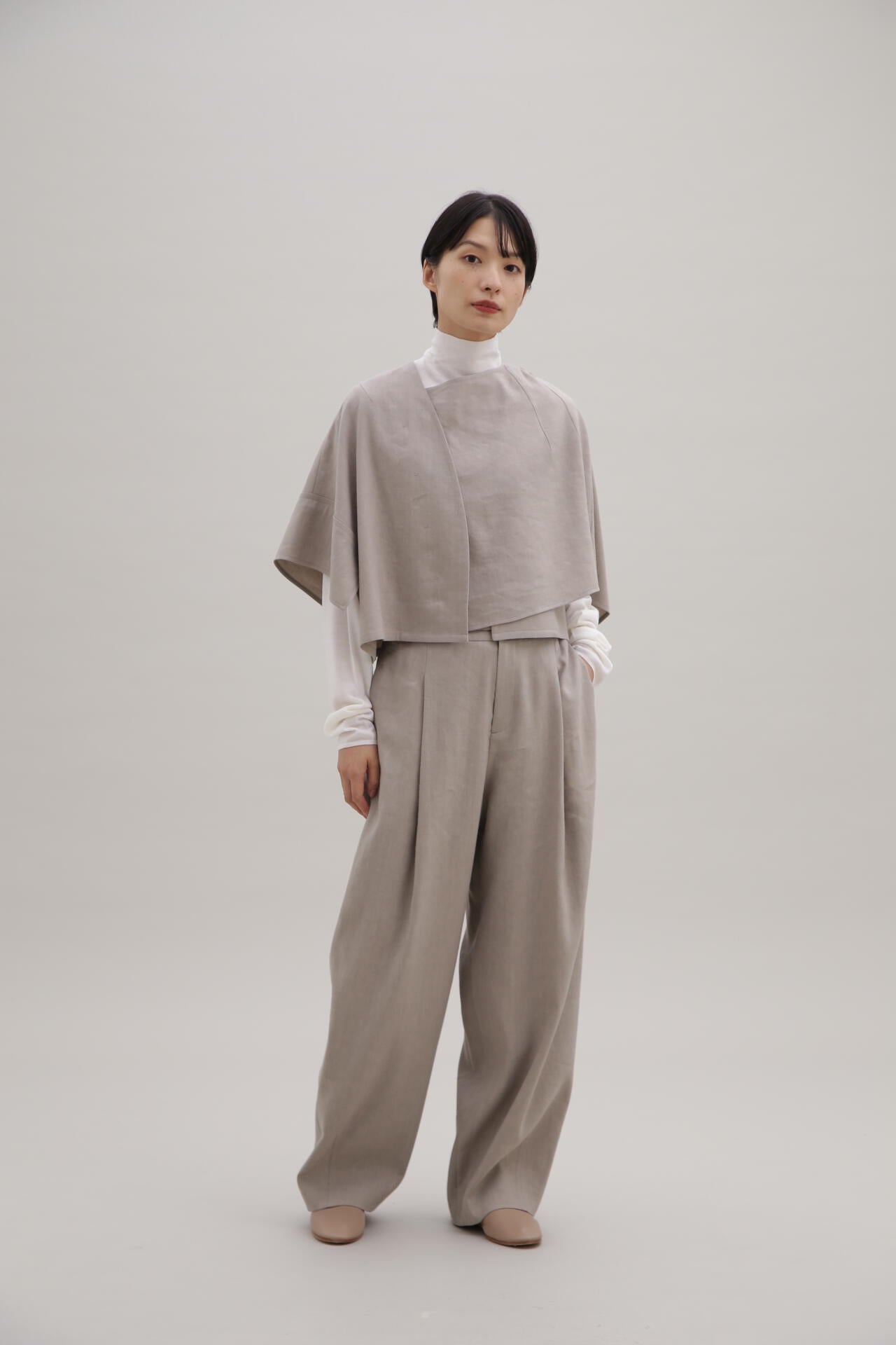 ウール麻ギャバブラウス