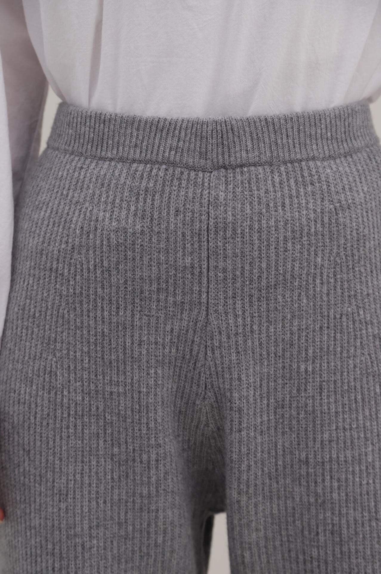 ウールカシミヤ片畦ニットパンツ