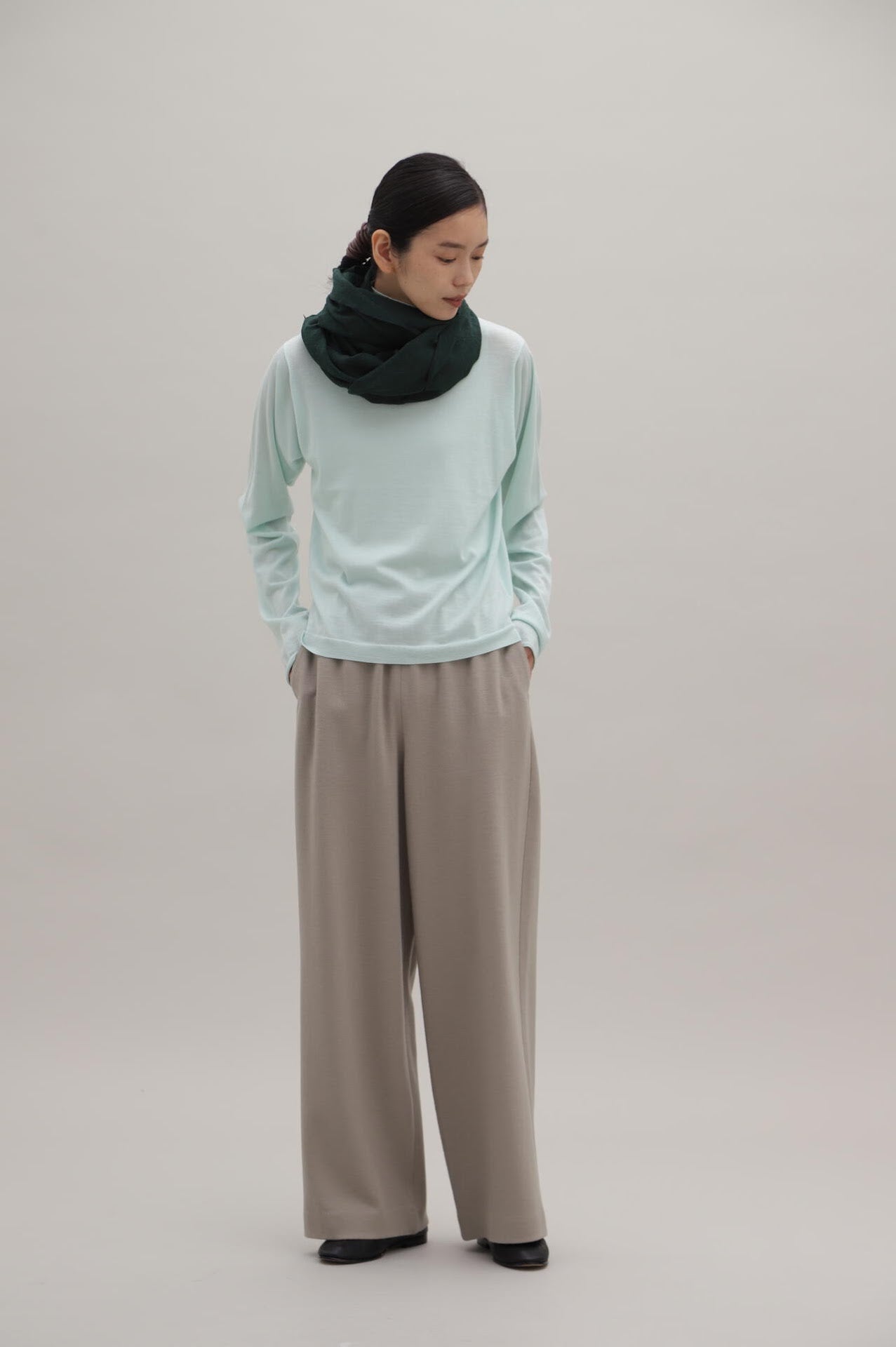 【MOISMONT】ウールシルクストール