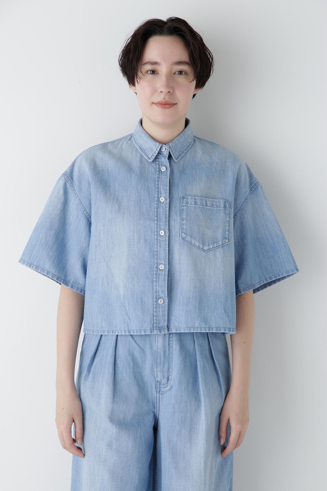 【Healthy DENIMコラボ】クロップド半袖デニムブラウス