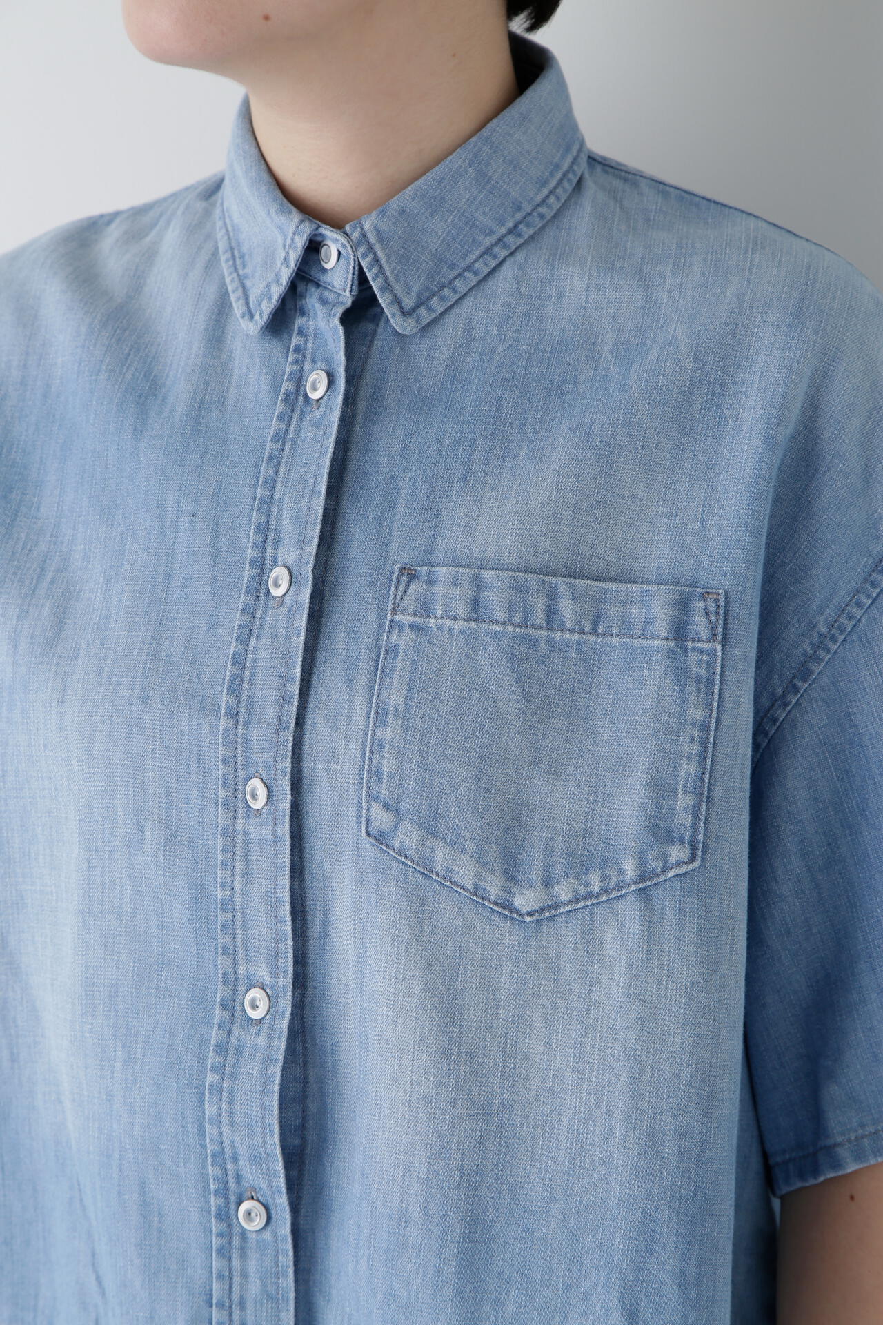 【Healthy DENIMコラボ】クロップド半袖デニムブラウス